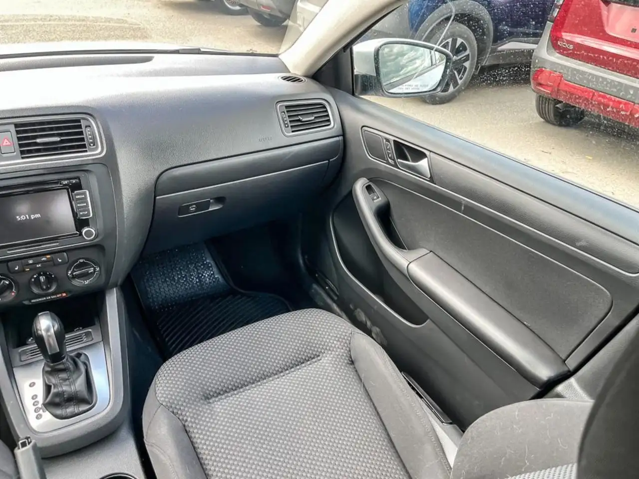 Volkswagen Jetta снимка Volkswagen Jetta