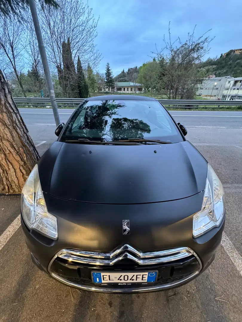 DS Automobiles DS 3 DS3 1.6 e-hdi (airdream) So Chic 90cv Schwarz - 2