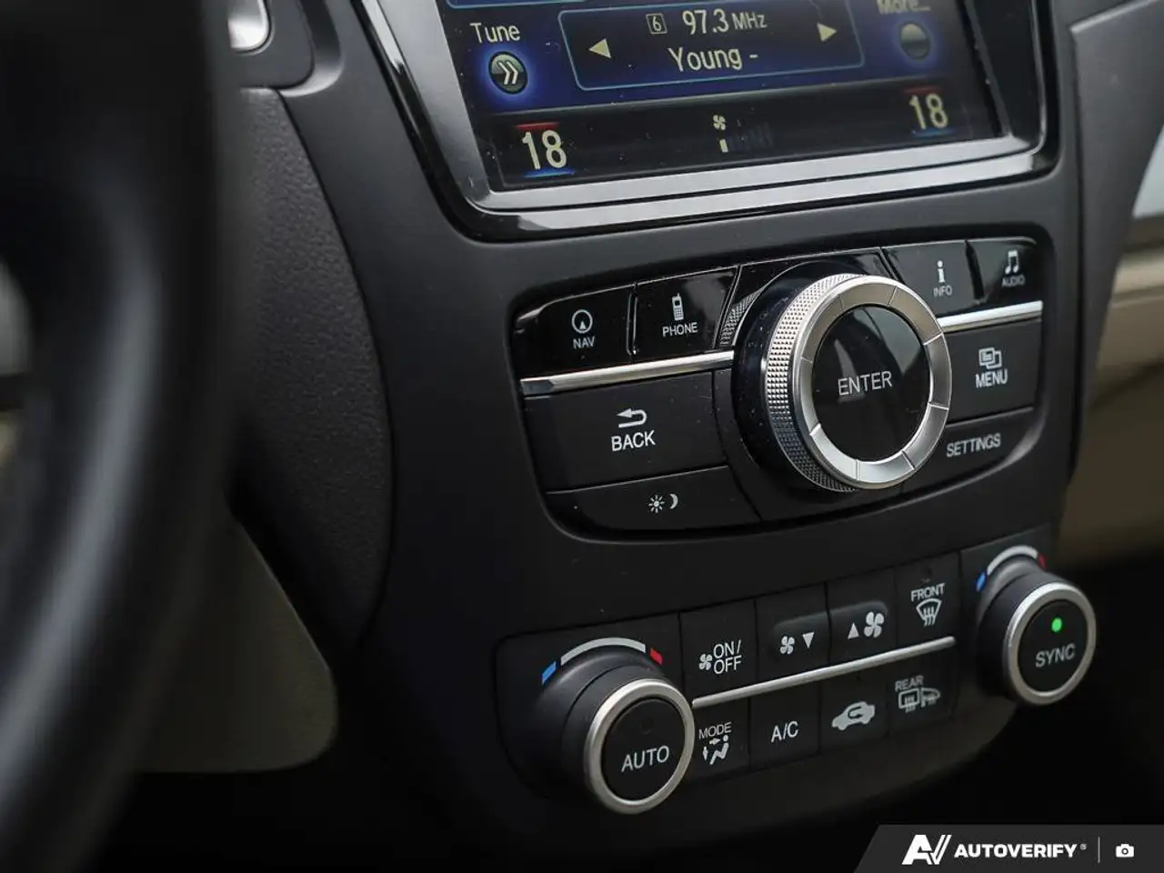 Acura RDX снимка Acura RDX