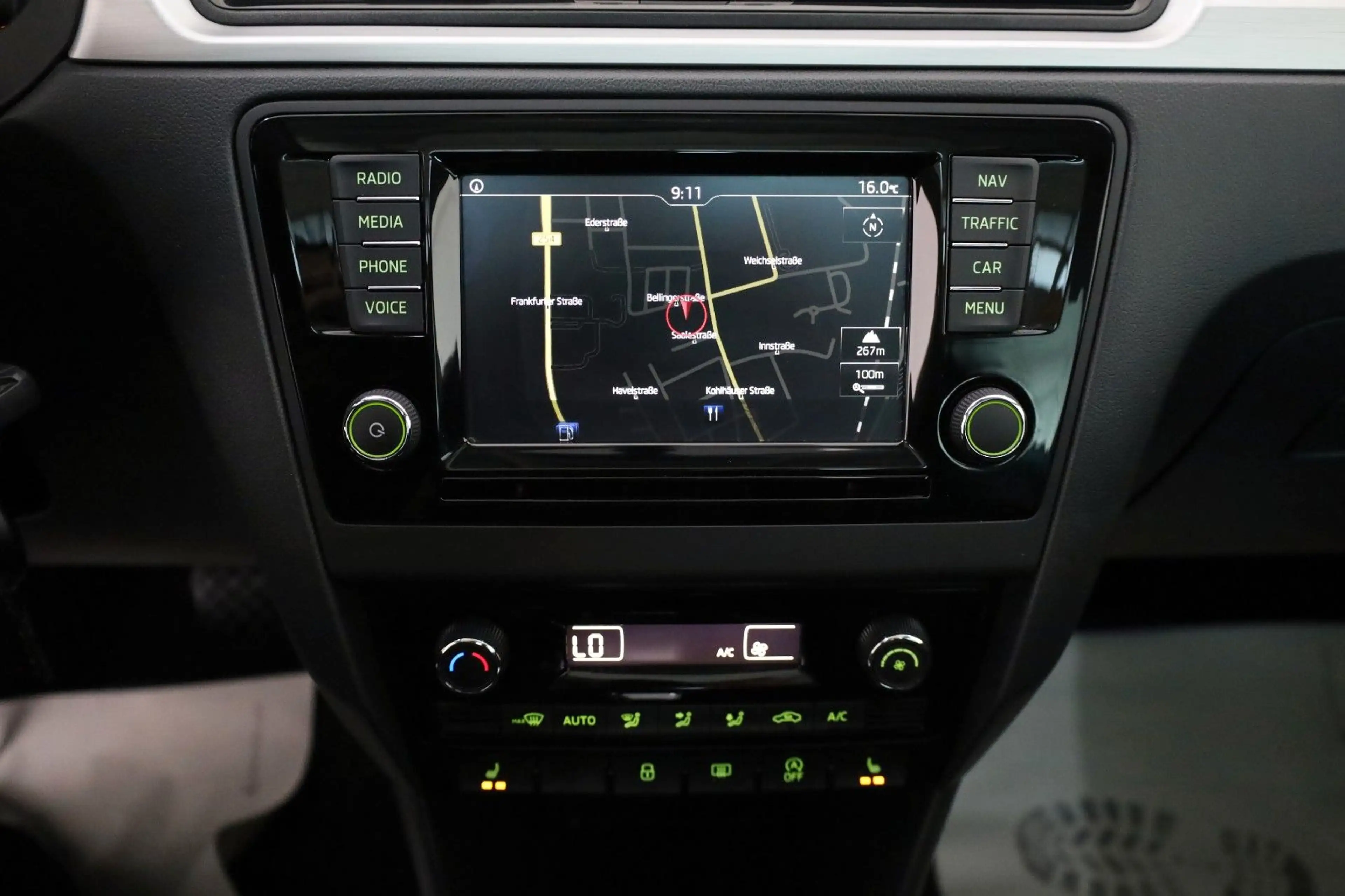 Skoda Rapid/Spaceback Spaceback Ambition Navi,Panorama,SH,PDC — photo 12