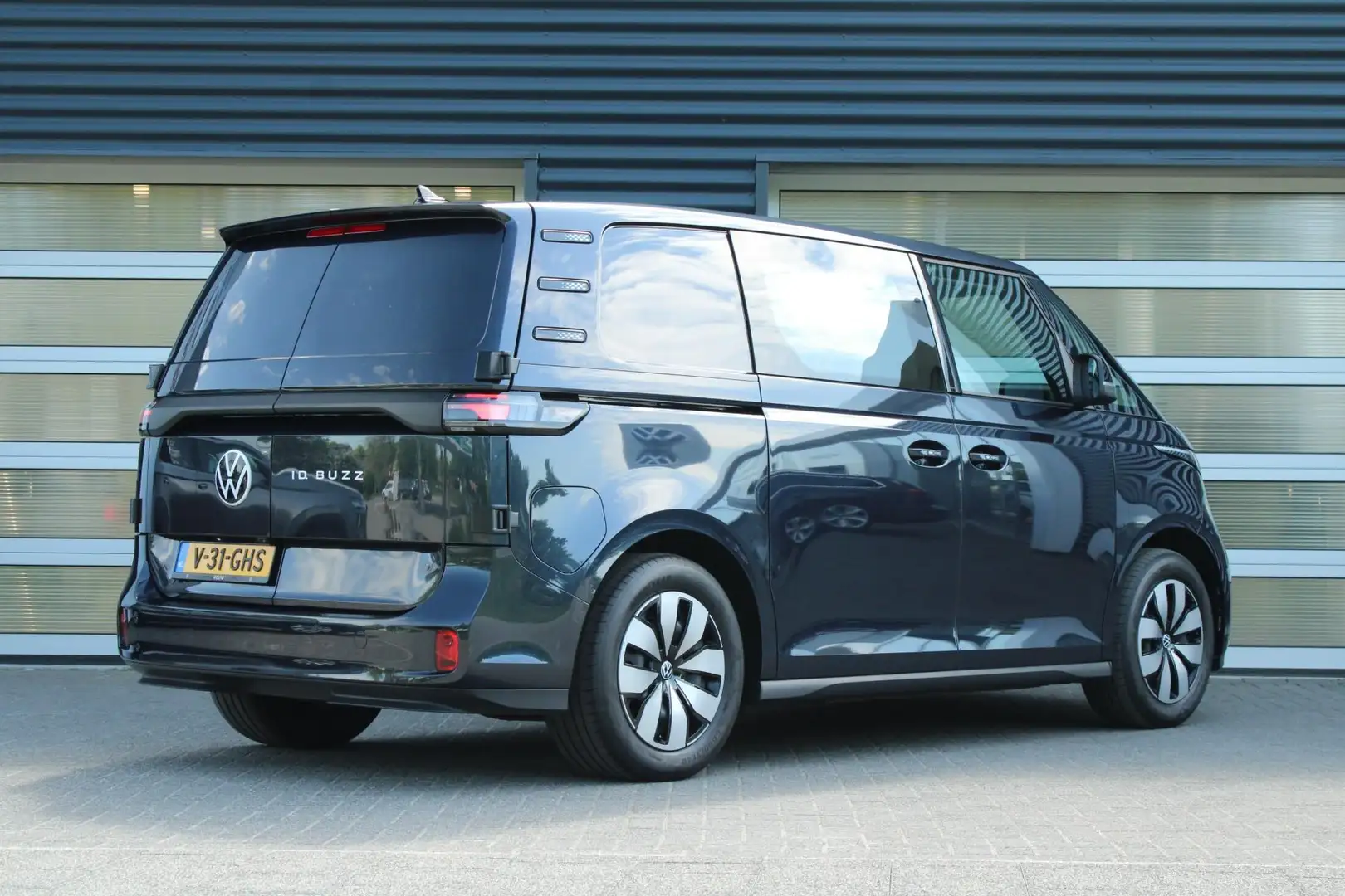 Volkswagen ID. Buzz Cargo 204pk 77 kWh | Trekhaak Wegklapbaar | Side Assist Albastru - 2