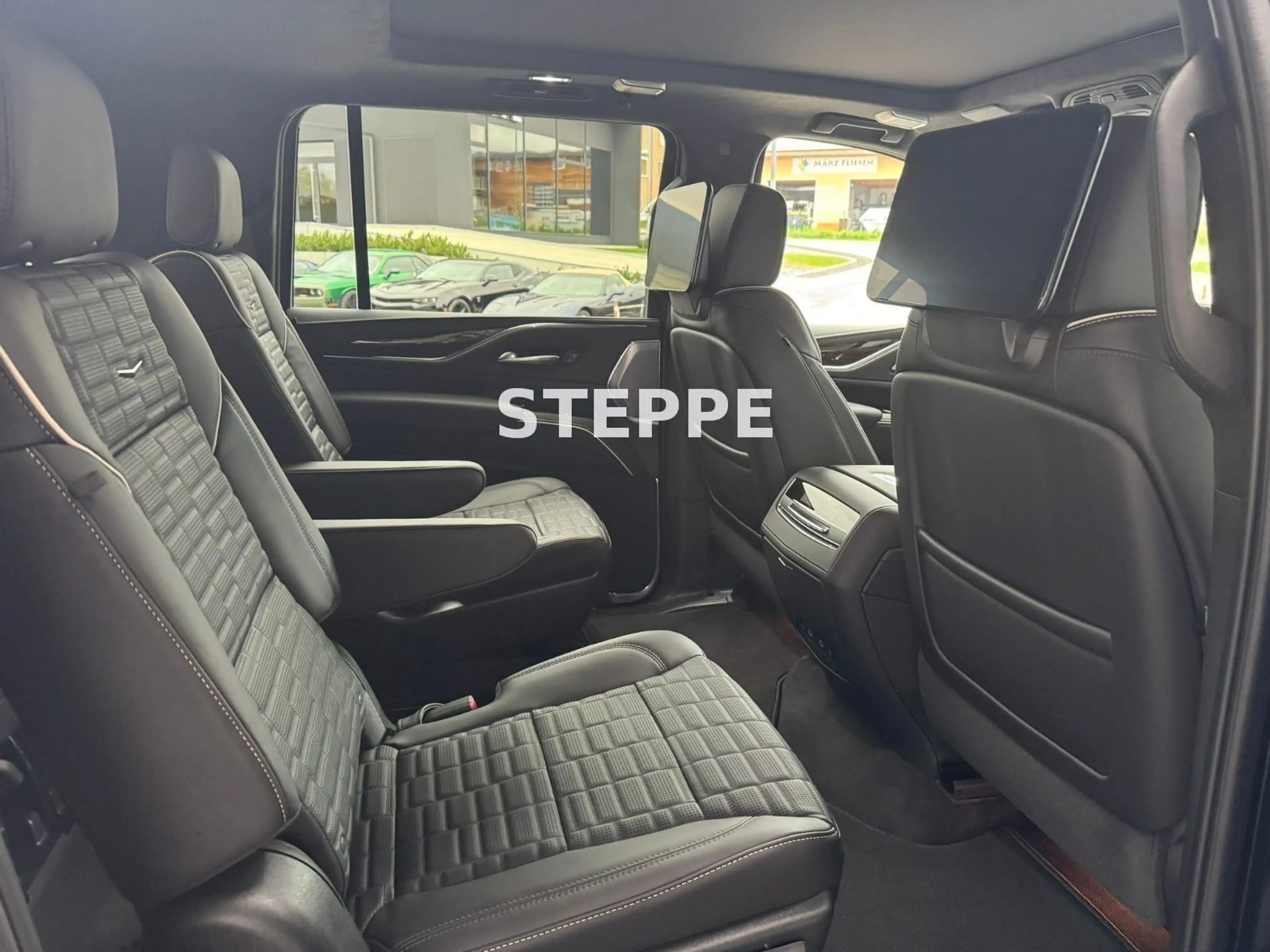 Cadillac Escalade 6.2 V8 ESV Sport Platinum EU-Navi AHK — photo 13