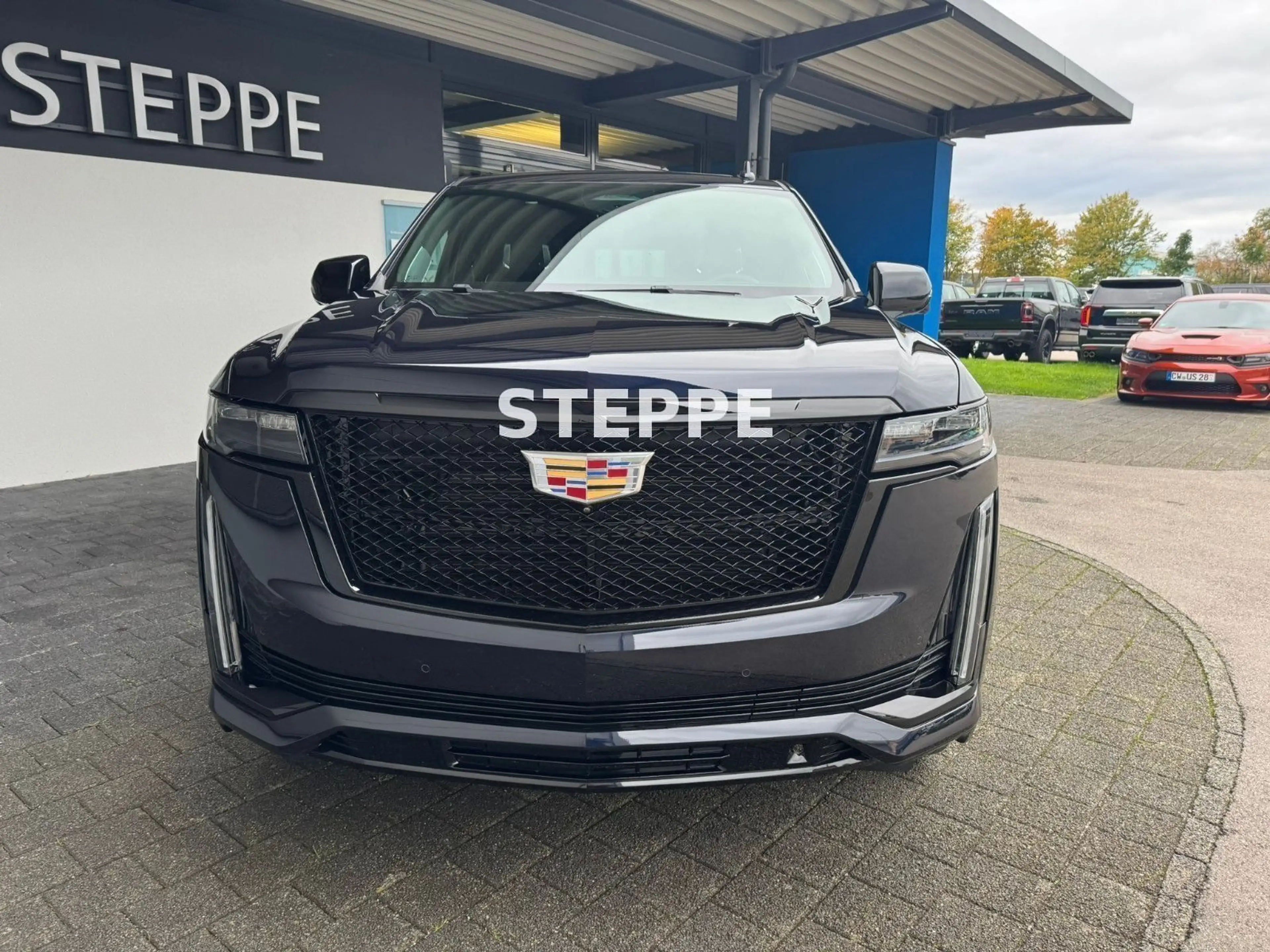 Cadillac Escalade 6.2 V8 ESV Sport Platinum EU-Navi AHK — photo 2