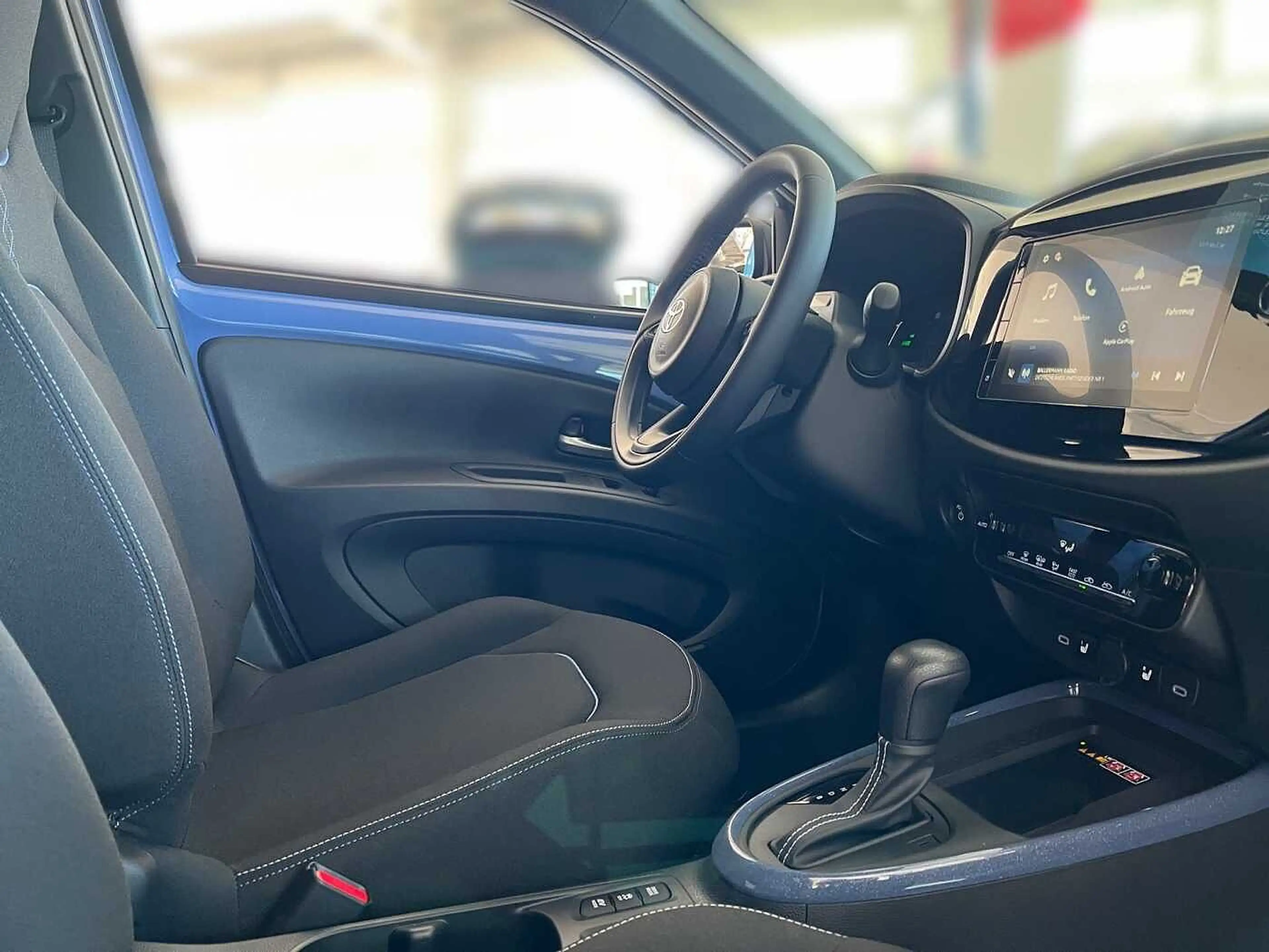 Toyota Aygo X Teamplayer 1,5 l Hybrid KAMERA SHZ — photo 5