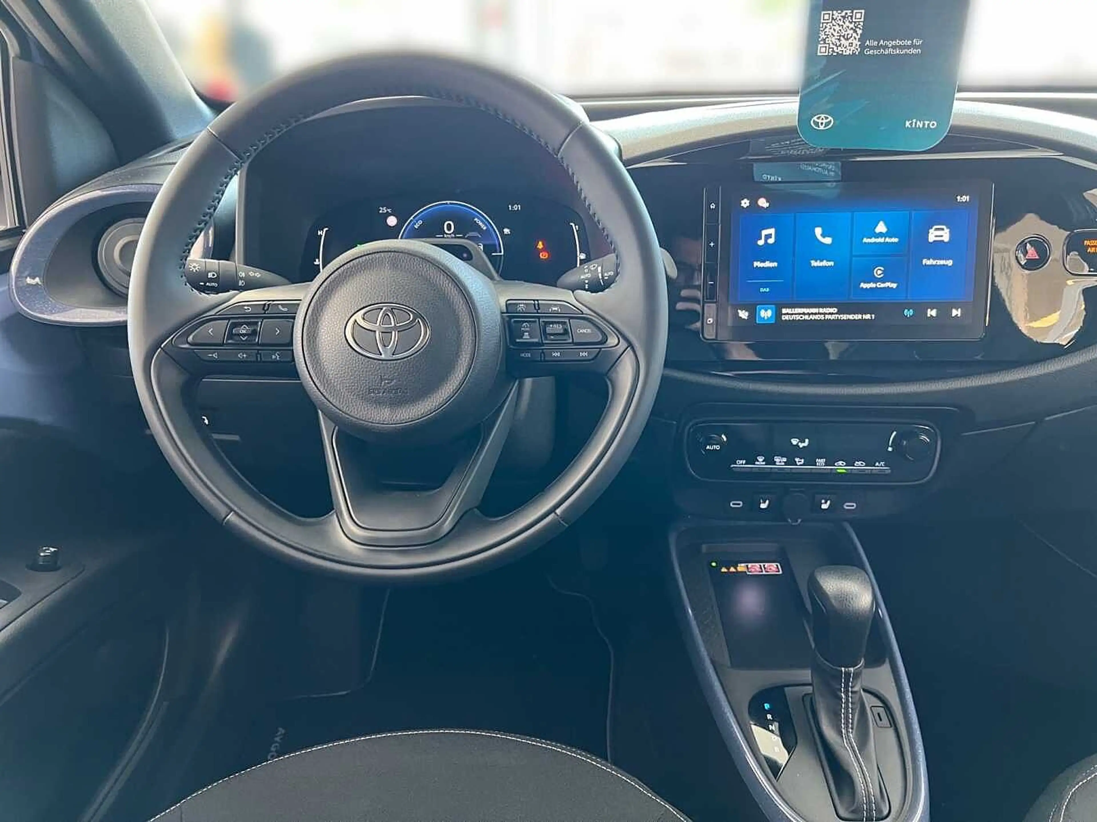 Toyota Aygo X Teamplayer 1,5 l Hybrid KAMERA SHZ — photo 8