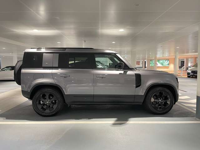 Imagine Land Rover Defender Defender Diesel 5-Türer 110 D240 SE