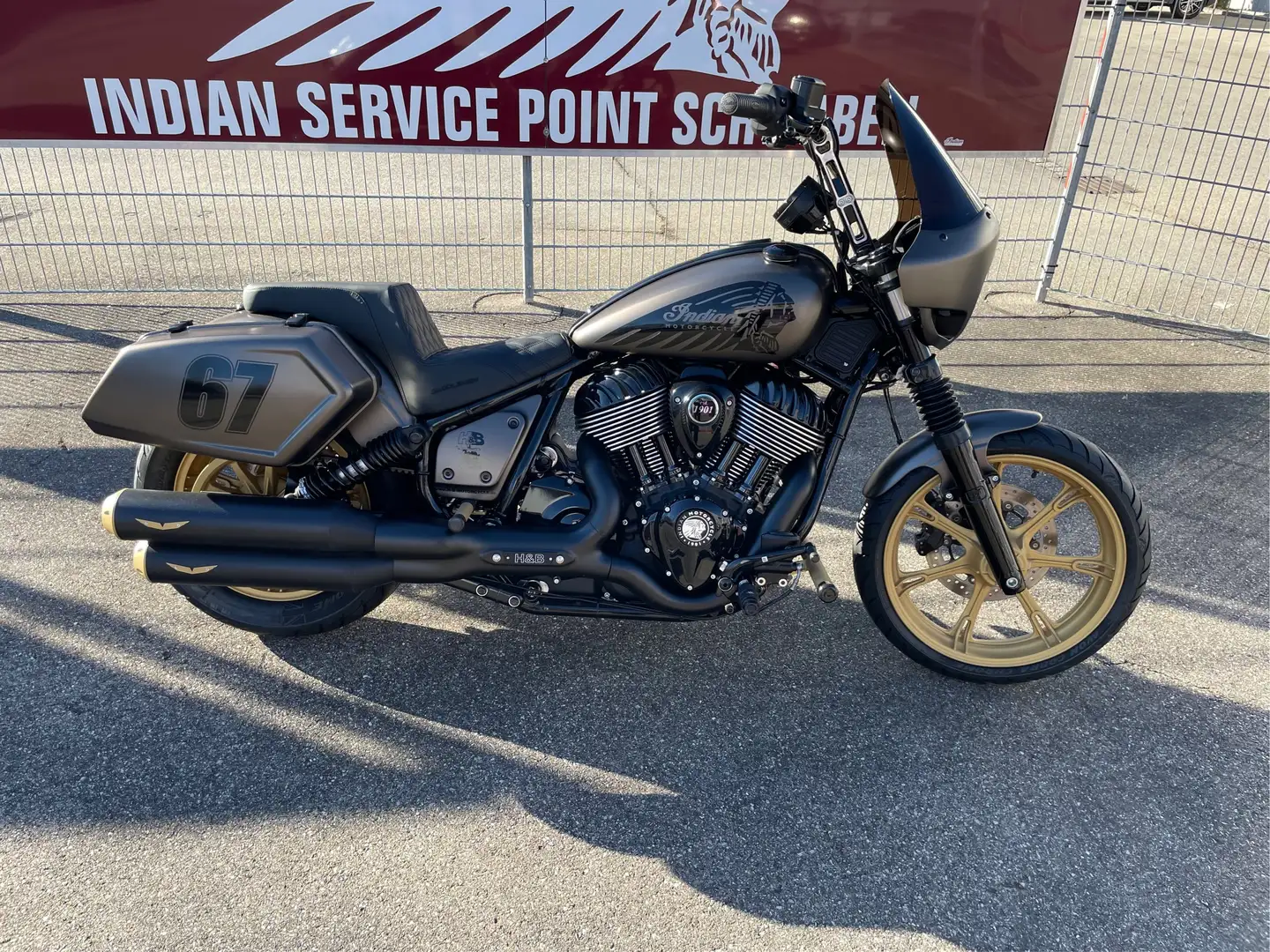 Indian Chief Chief Dark Horse H&B Club Styler  + Penzl Bronz - 1