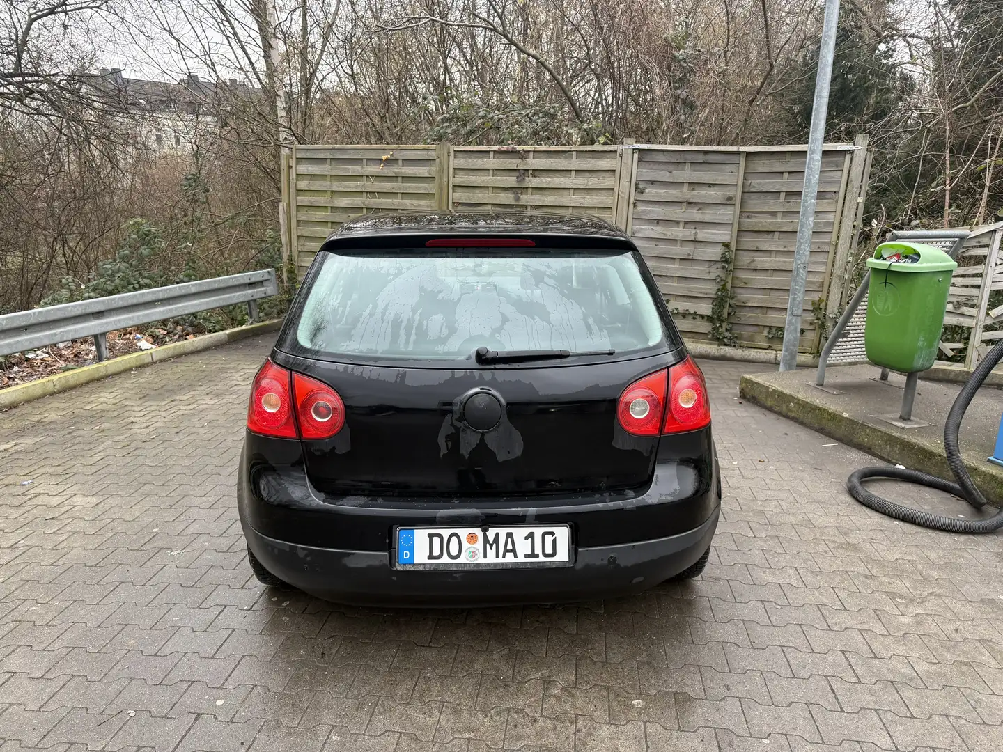 Volkswagen Golf 1.6 FSI Comfortline - 2