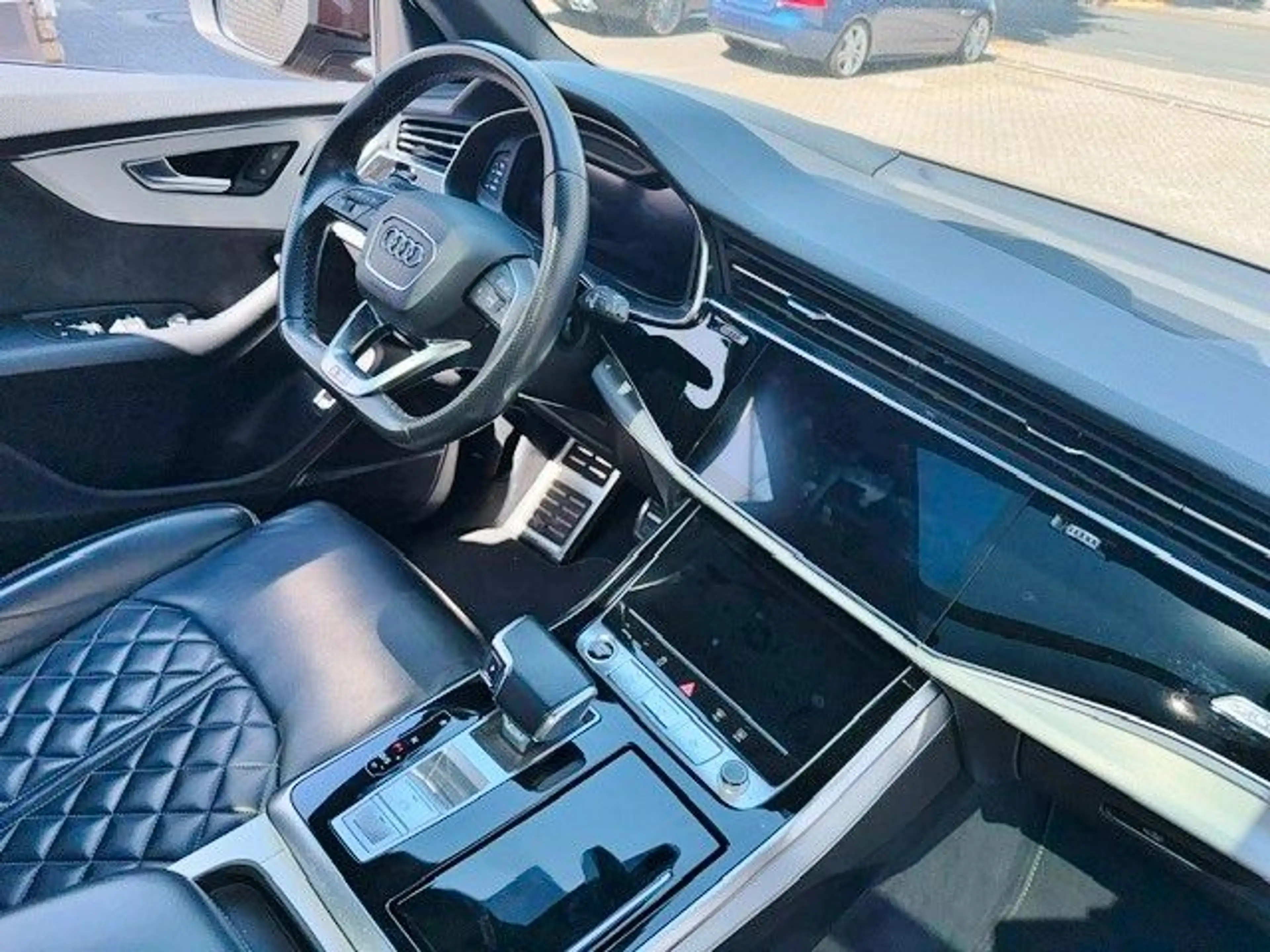Audi Q8 50 TDI quattro 3 X S LINE — photo 11