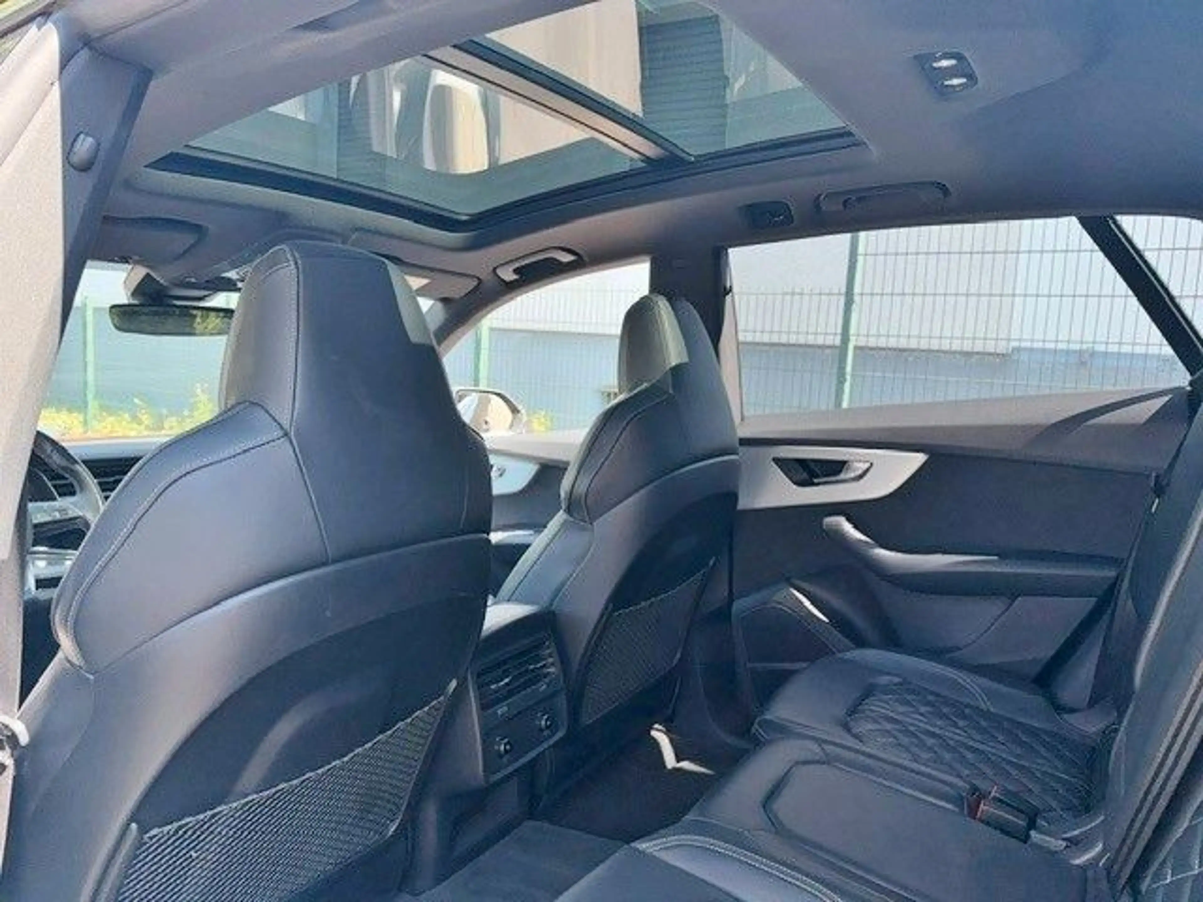 Audi Q8 50 TDI quattro 3 X S LINE — photo 5