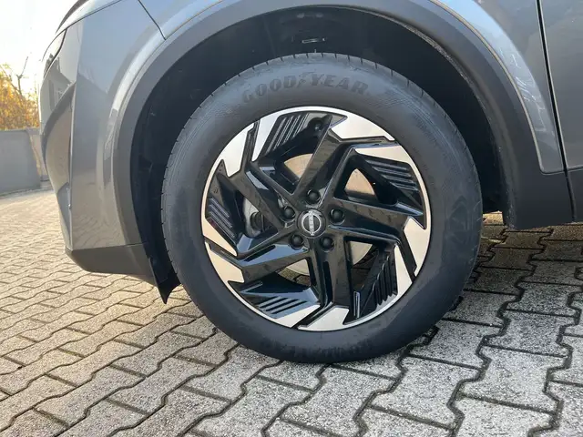 Nissan Qashqai view 8
