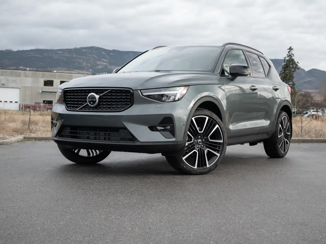 2026 Volvo XC40