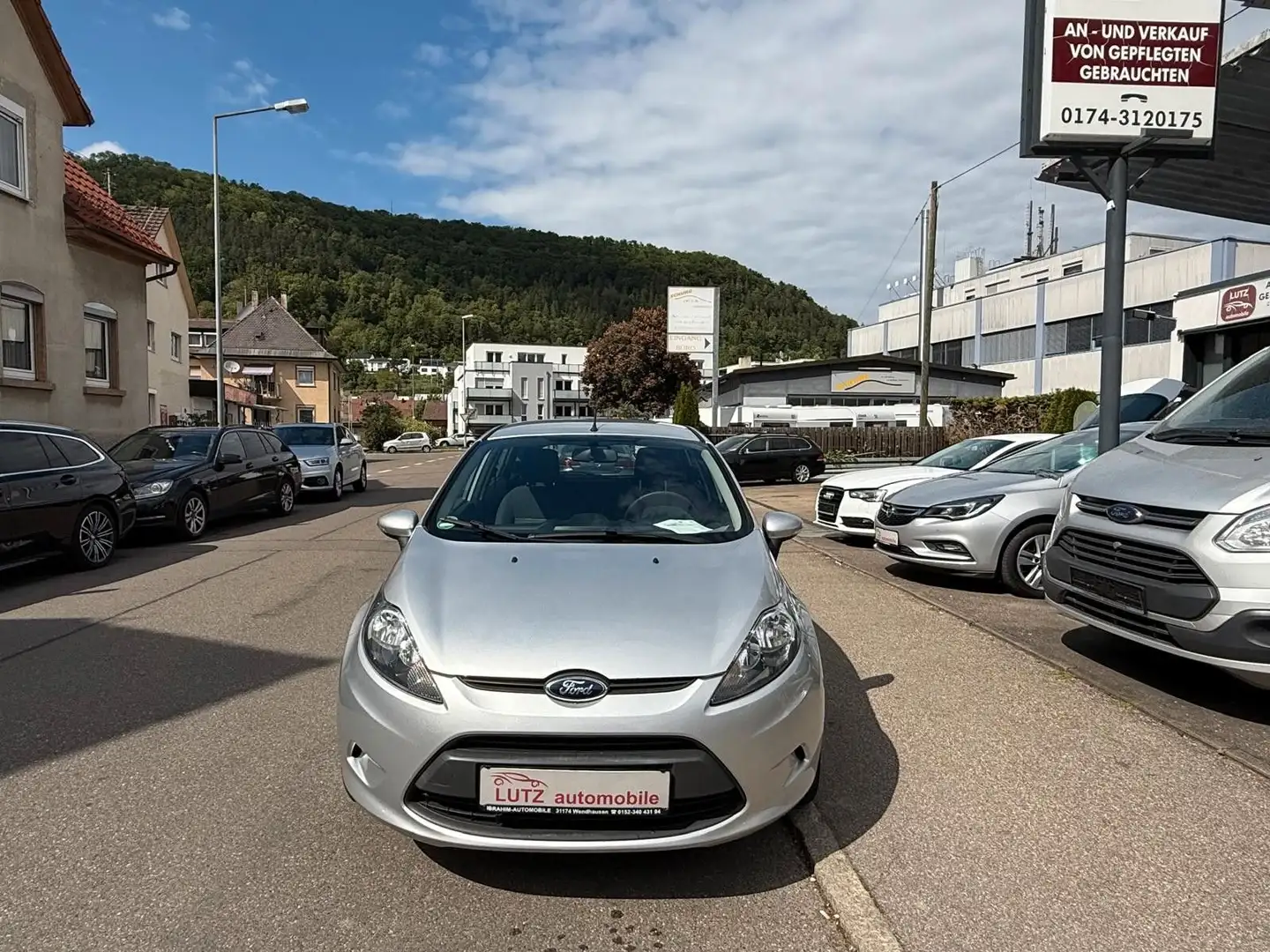 Ford Fiesta Trend- Top Zustand. Argent - 1