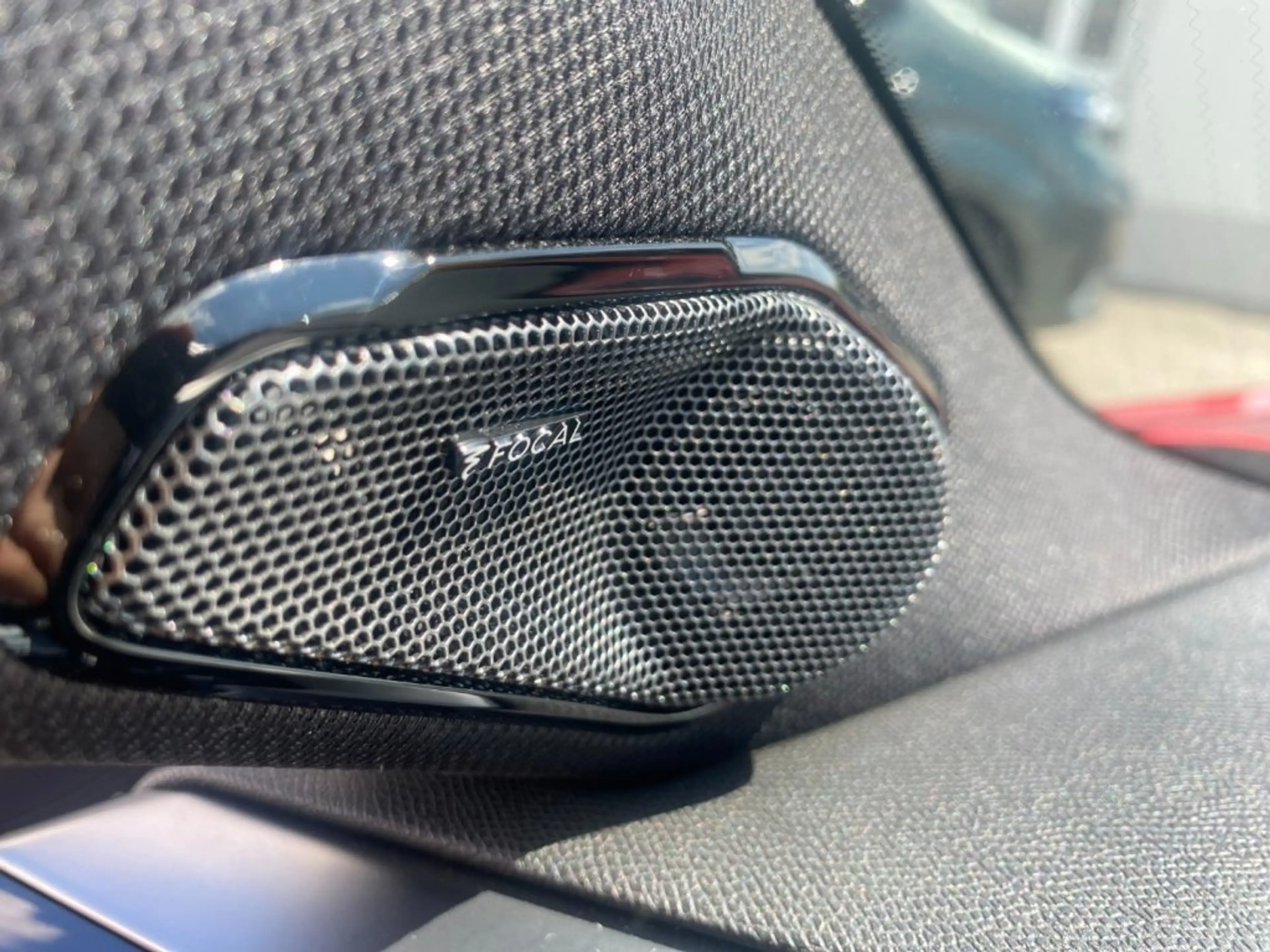 Peugeot 408 GT PT 130 EAT8 — photo 12