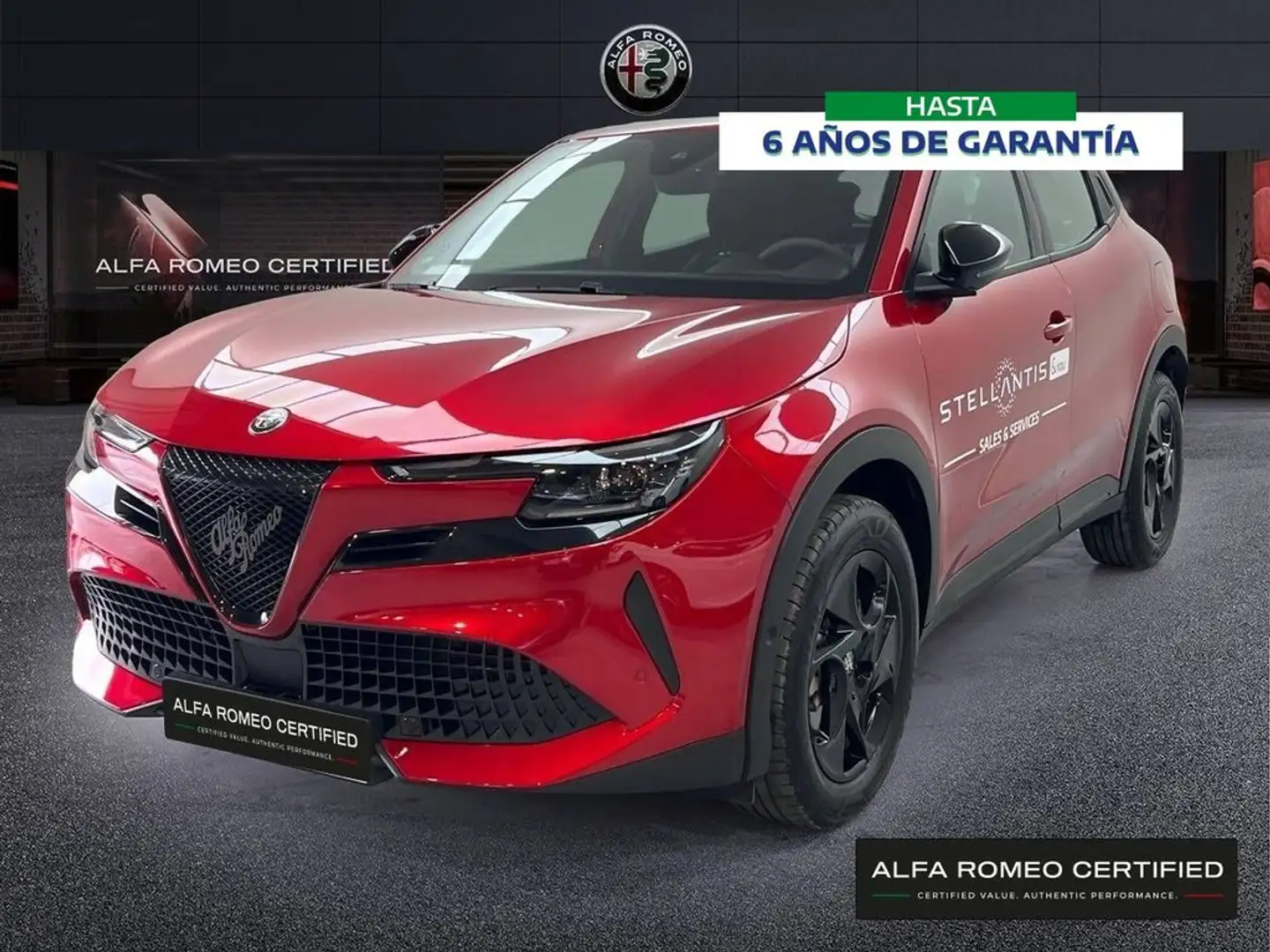 Alfa Romeo Junior Ibrida 108kW (145CV) - Rojo - 1