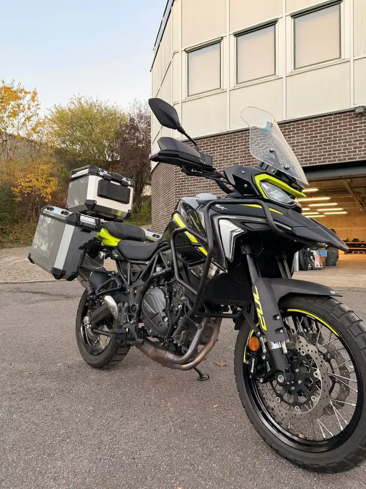 Benelli TRK 702