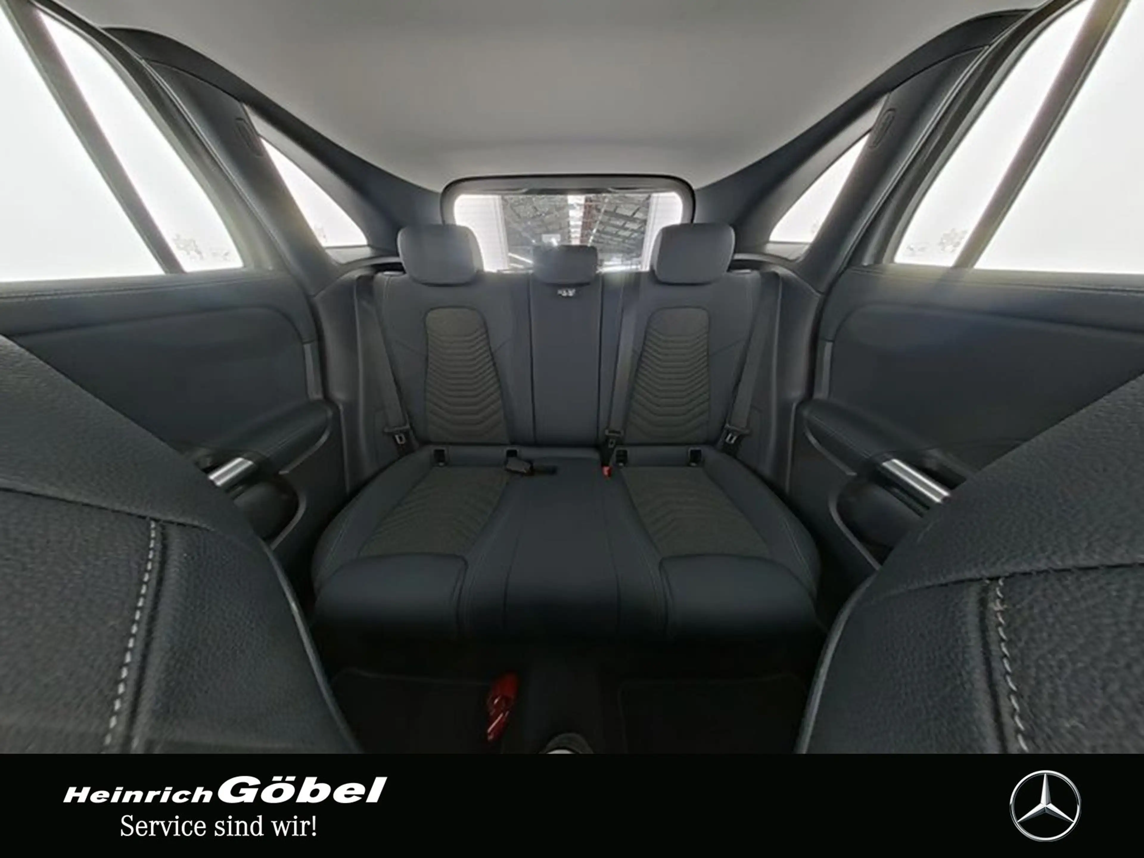 Mercedes-Benz GLA 200 Progressive TOTWINKELASSISTENT+KAMERA — photo 7