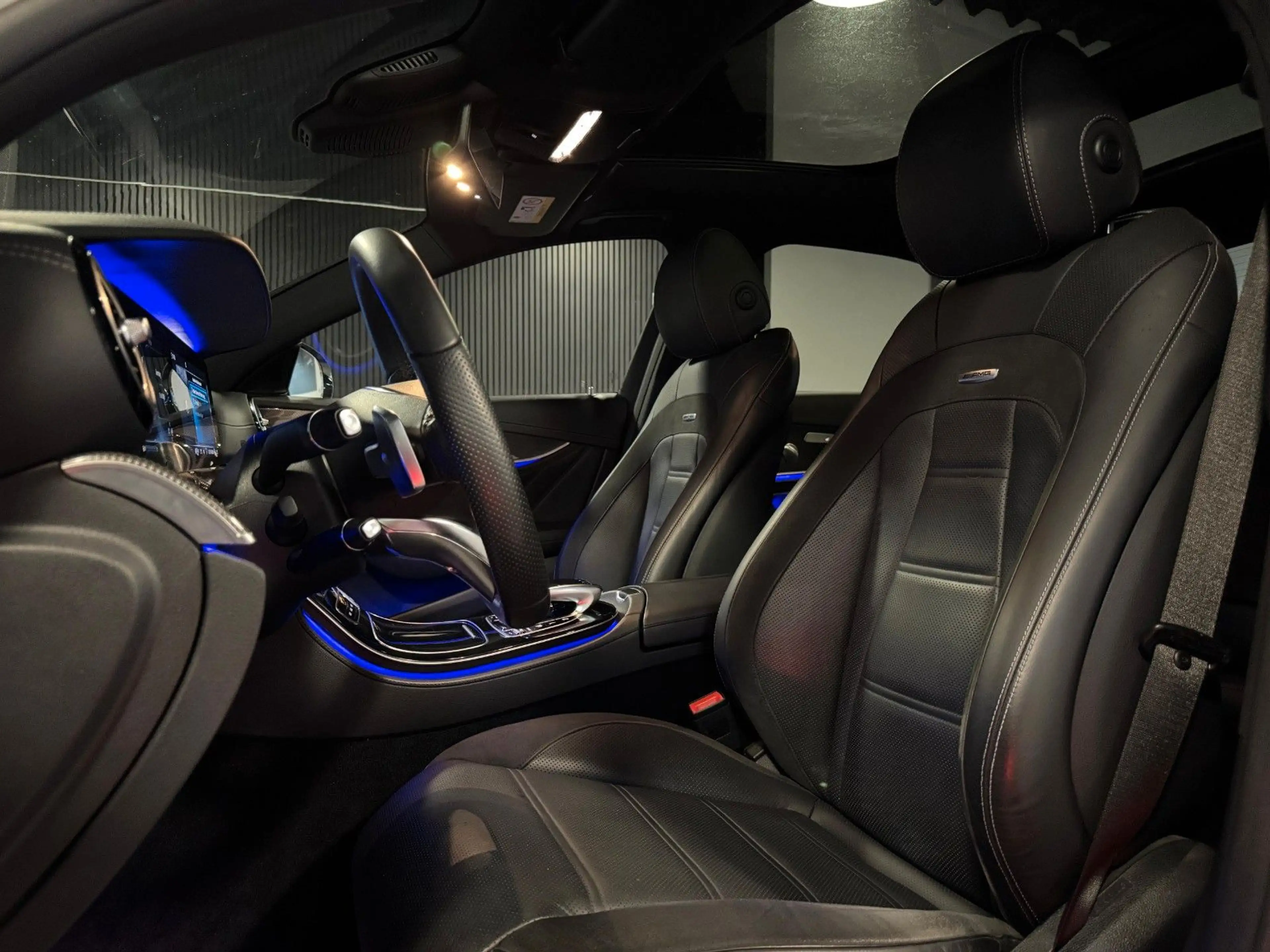 Mercedes-Benz E 43 AMG Lim. /Pano+Head-Up+360°+Burmester+ACC — photo 15