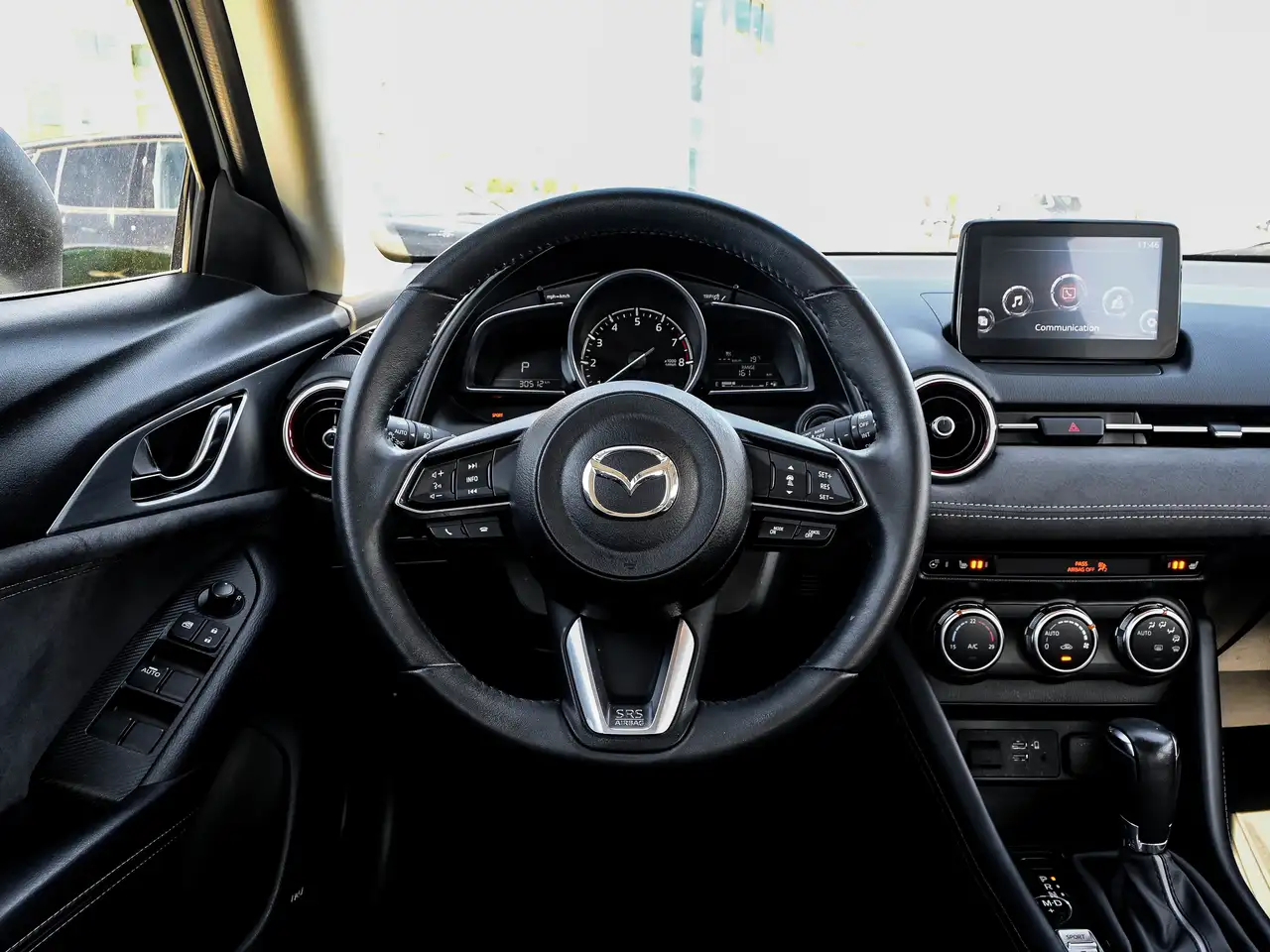 Mazda CX-3 снимка Mazda CX-3