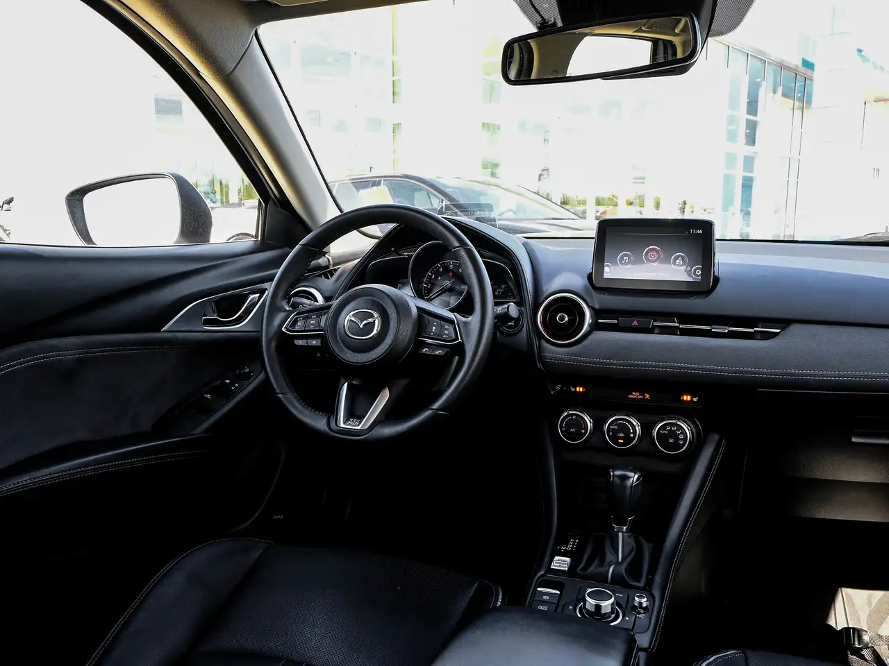 Mazda CX-3 снимка Mazda CX-3