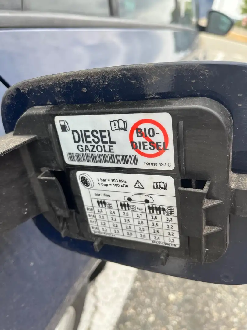 Skoda Octavia Octavia SW 1.6 CR TDi Style Bleu - 1