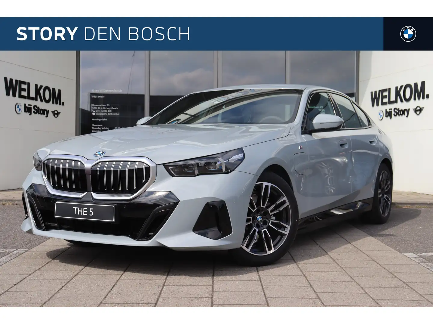 BMW 530 5 Serie 530e M Sport Automaat / Adaptieve LED / M Gris - 1