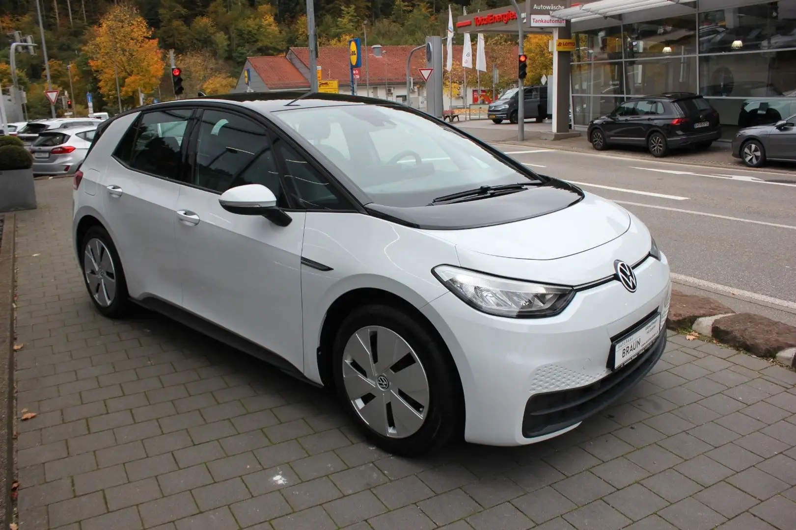 Volkswagen ID.3 Pro Performance Life 58 kW/h Akku inkl. Weiß - 2
