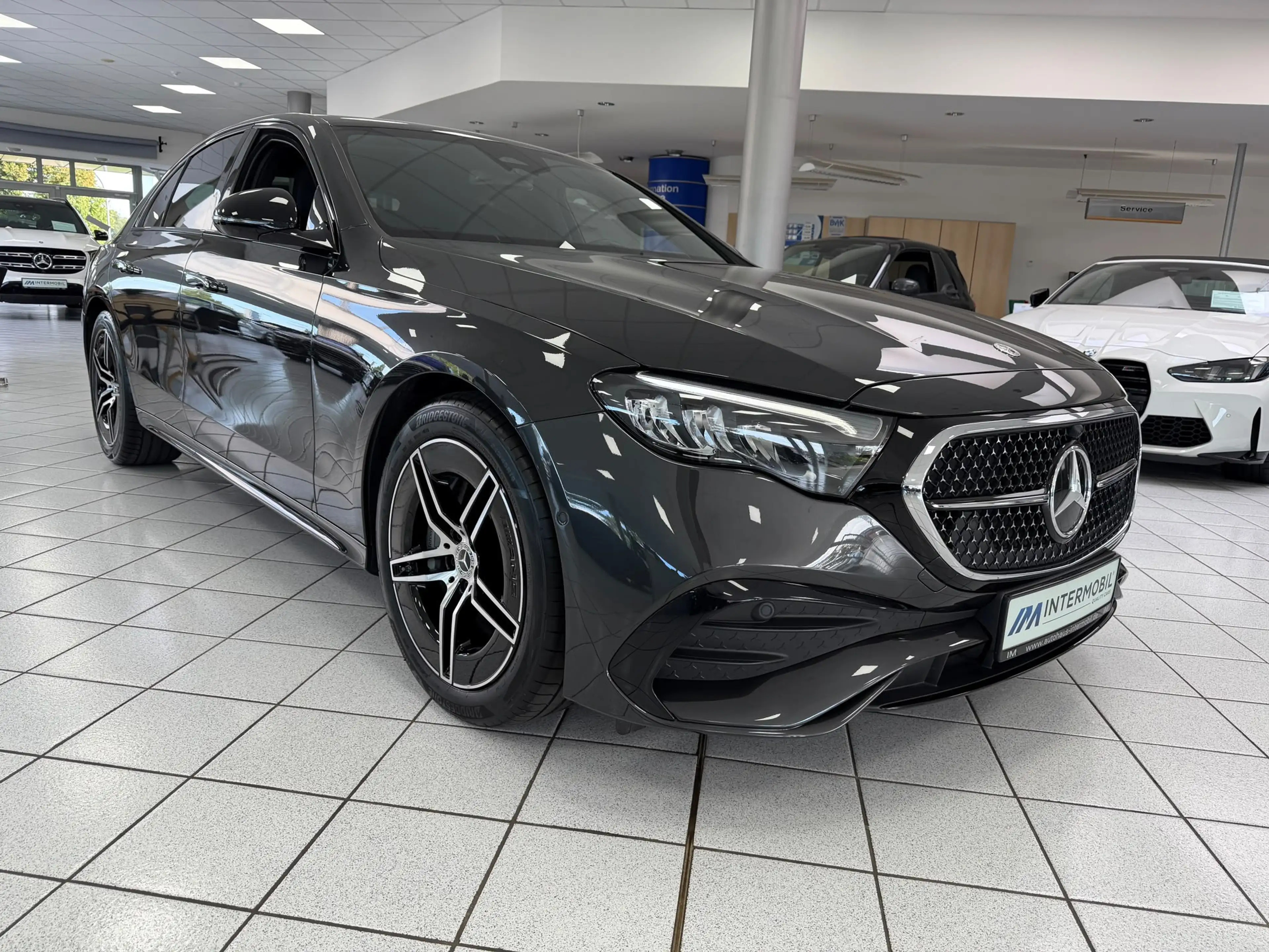 Mercedes-Benz E 200 AMG Line Advanced*NIGHT*DISTR*MBUX*KEYL* — photo 3