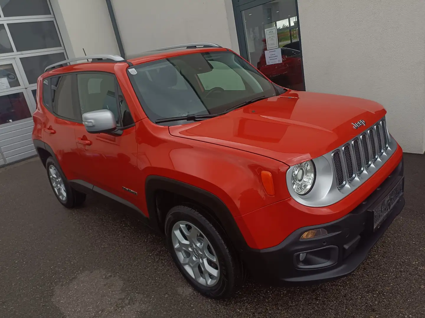 Jeep Renegade 2,0 MultiJet II 140 LimitedAWD,Glaspanorama,Kamera Orange - 1