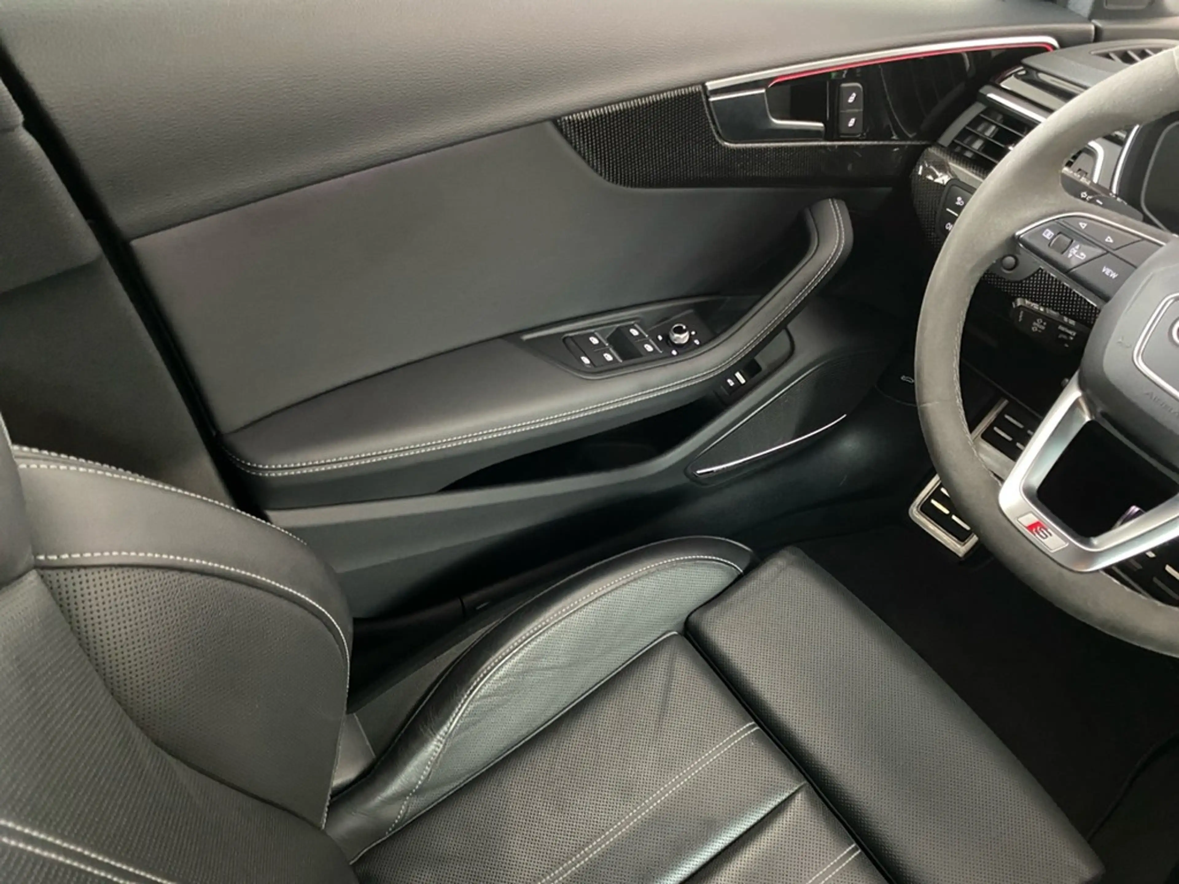 Audi S4 Avant 3.0 TDI quattro — photo 12