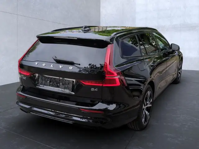 Volvo V60 view 7