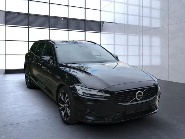 Volvo V60 view 8