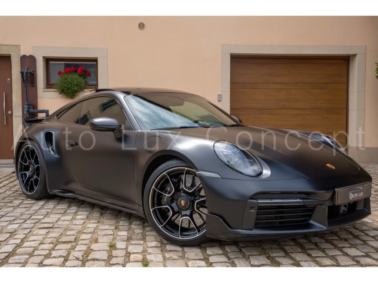 Porsche 992 911 Turbo S Aerokit/Burmester/Lederpaket/Carbon Noir - 2