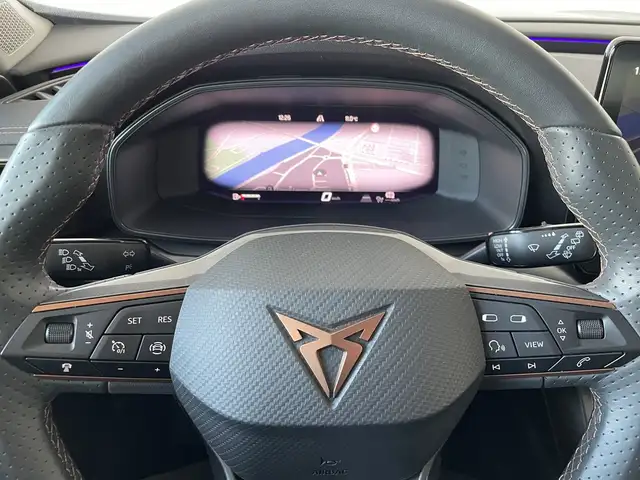 Cupra Formentor view 11