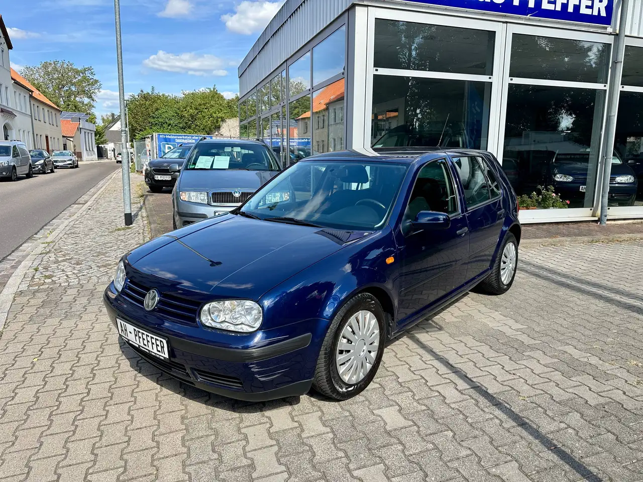 Volkswagen Golf IV 1.4 Comfortline *TÜV NEU*INSPEKTION NEU*VIELE RECHNUNGEN VORHANDEN*, foto 1