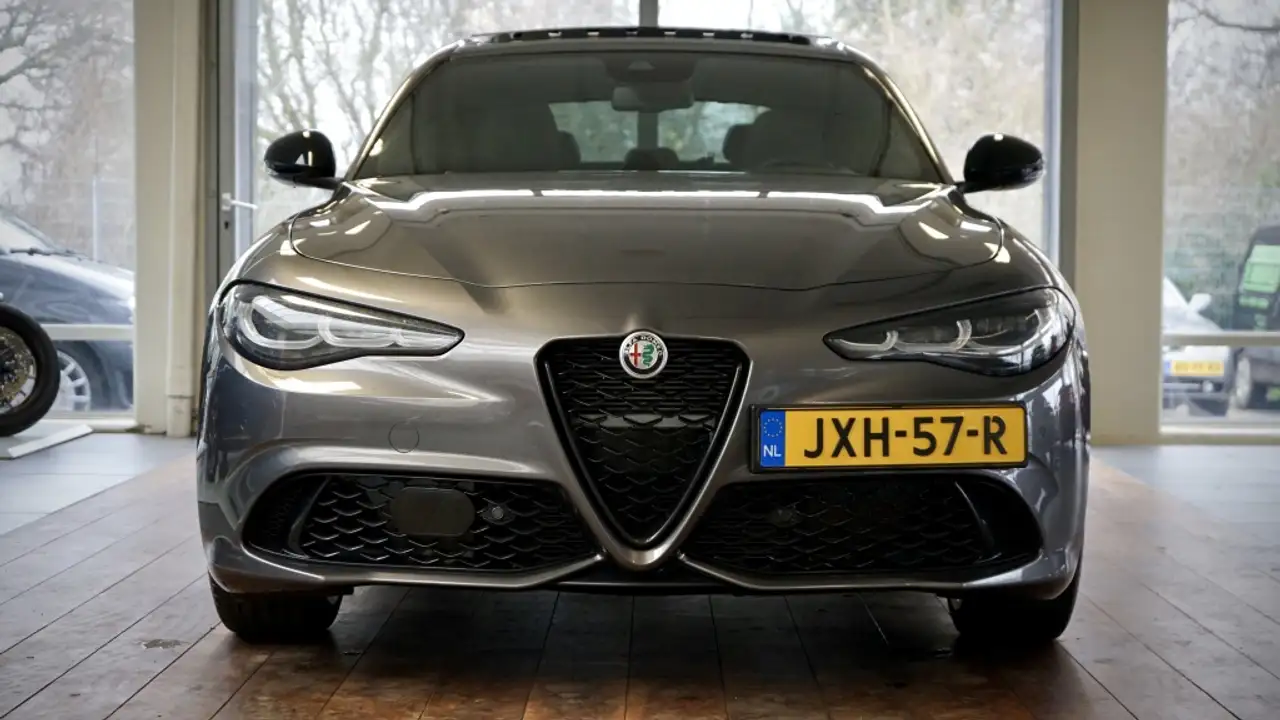 Alfa Romeo Giulia 2023