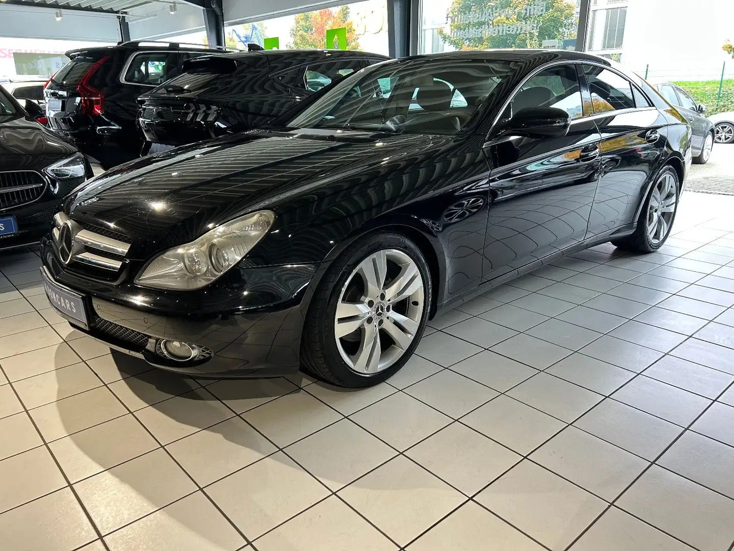 Mercedes-Benz CLS 320 CDI/ALU/LEDER/HARMAN KARDON/SCHIEBEDACH/ Schwarz - 2