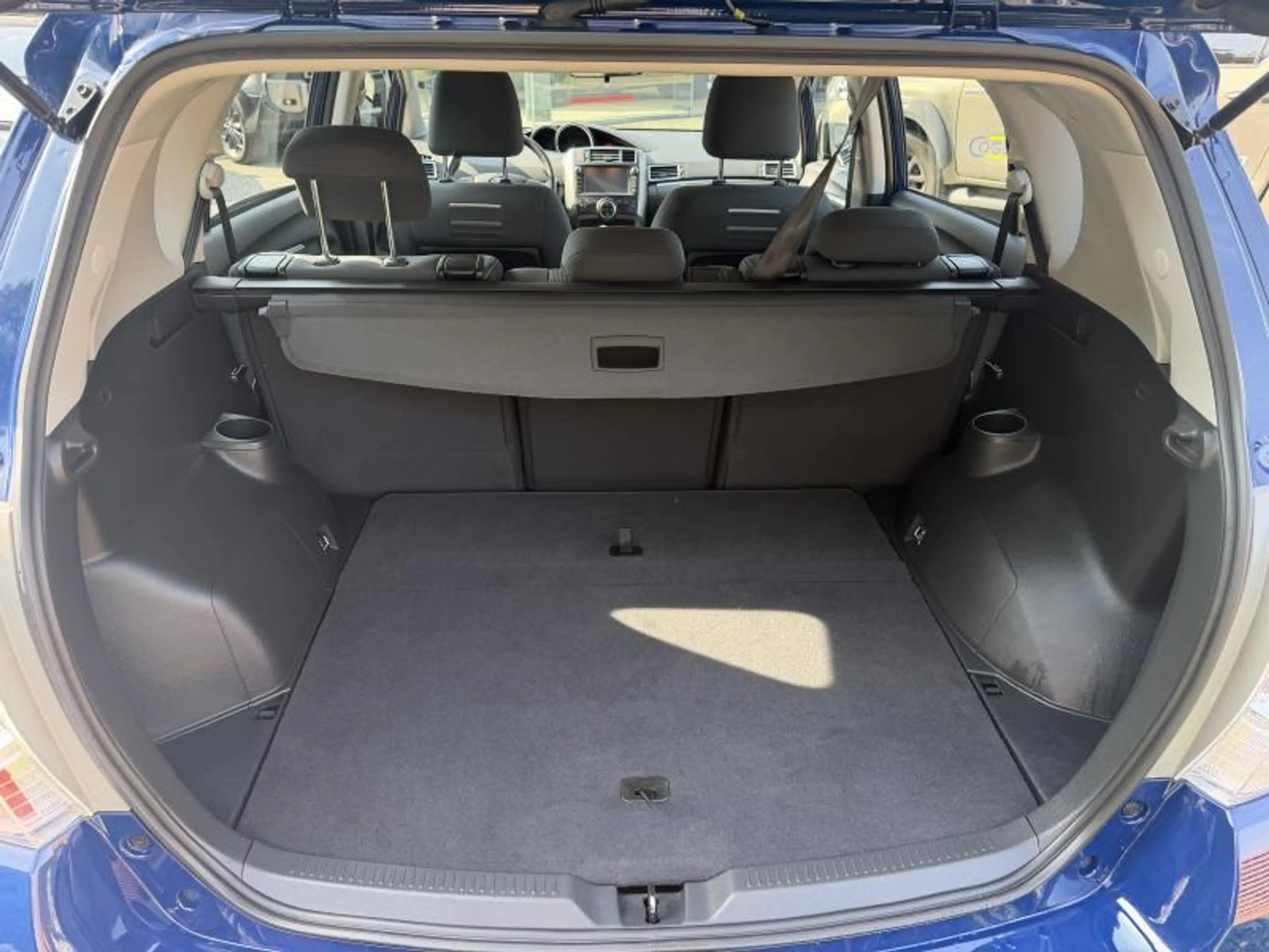 Toyota Verso Comfort — photo 14