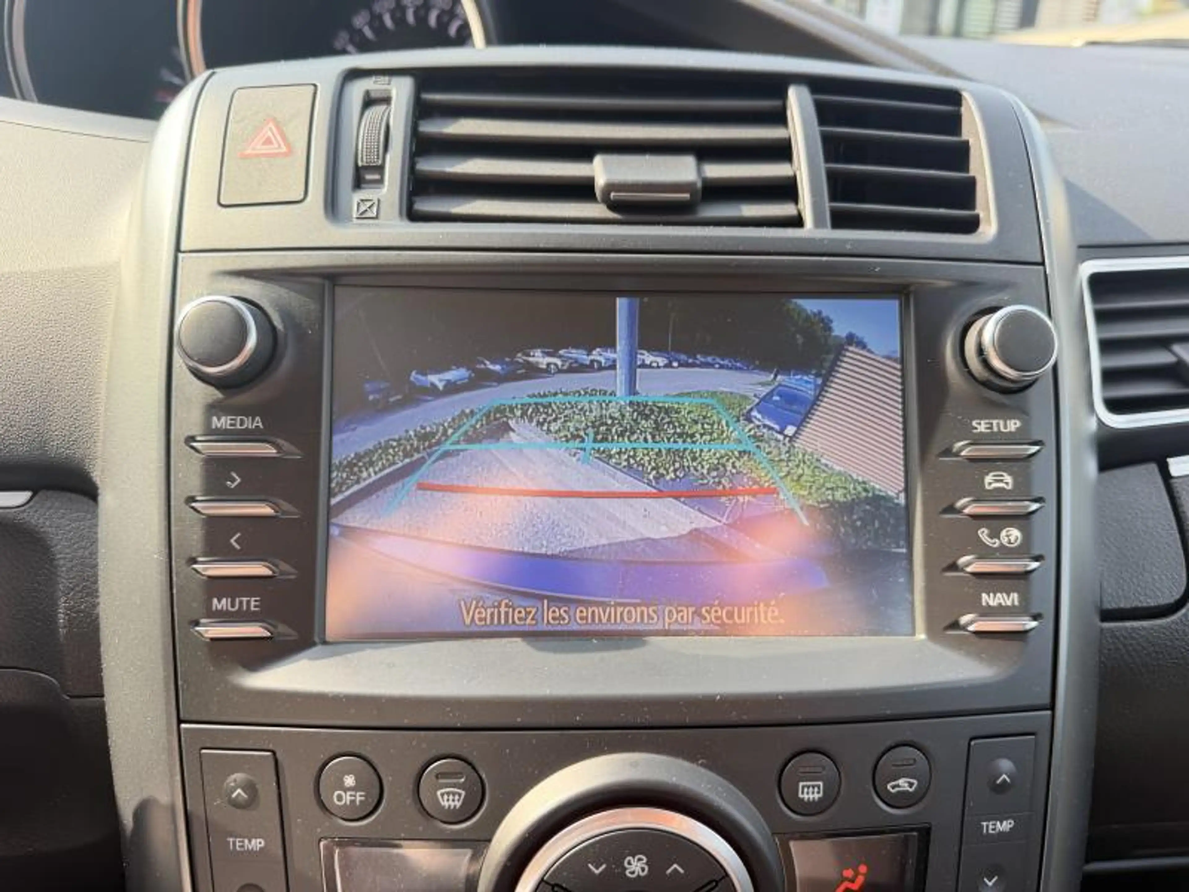 Toyota Verso Comfort — photo 7