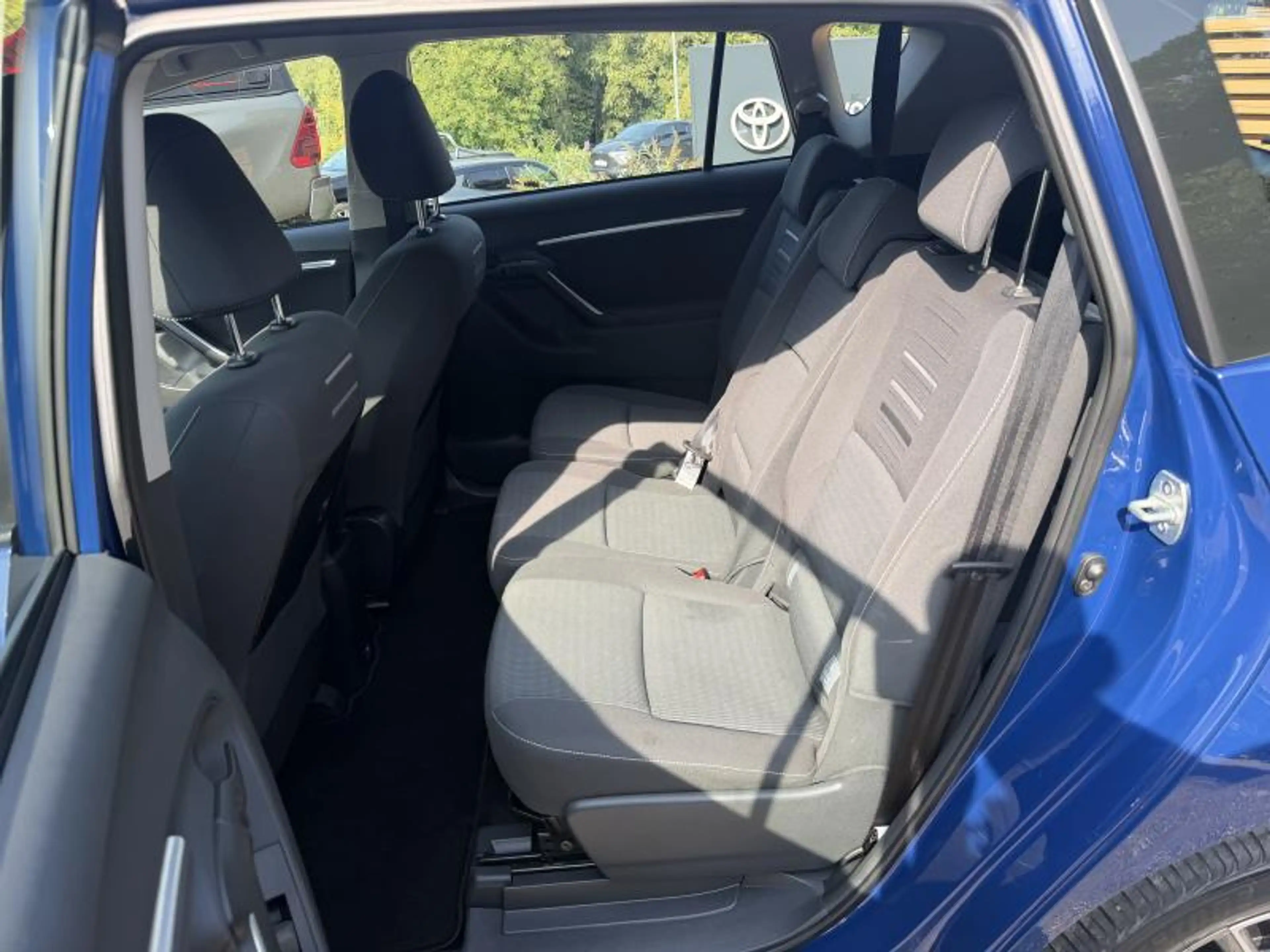 Toyota Verso Comfort — photo 12