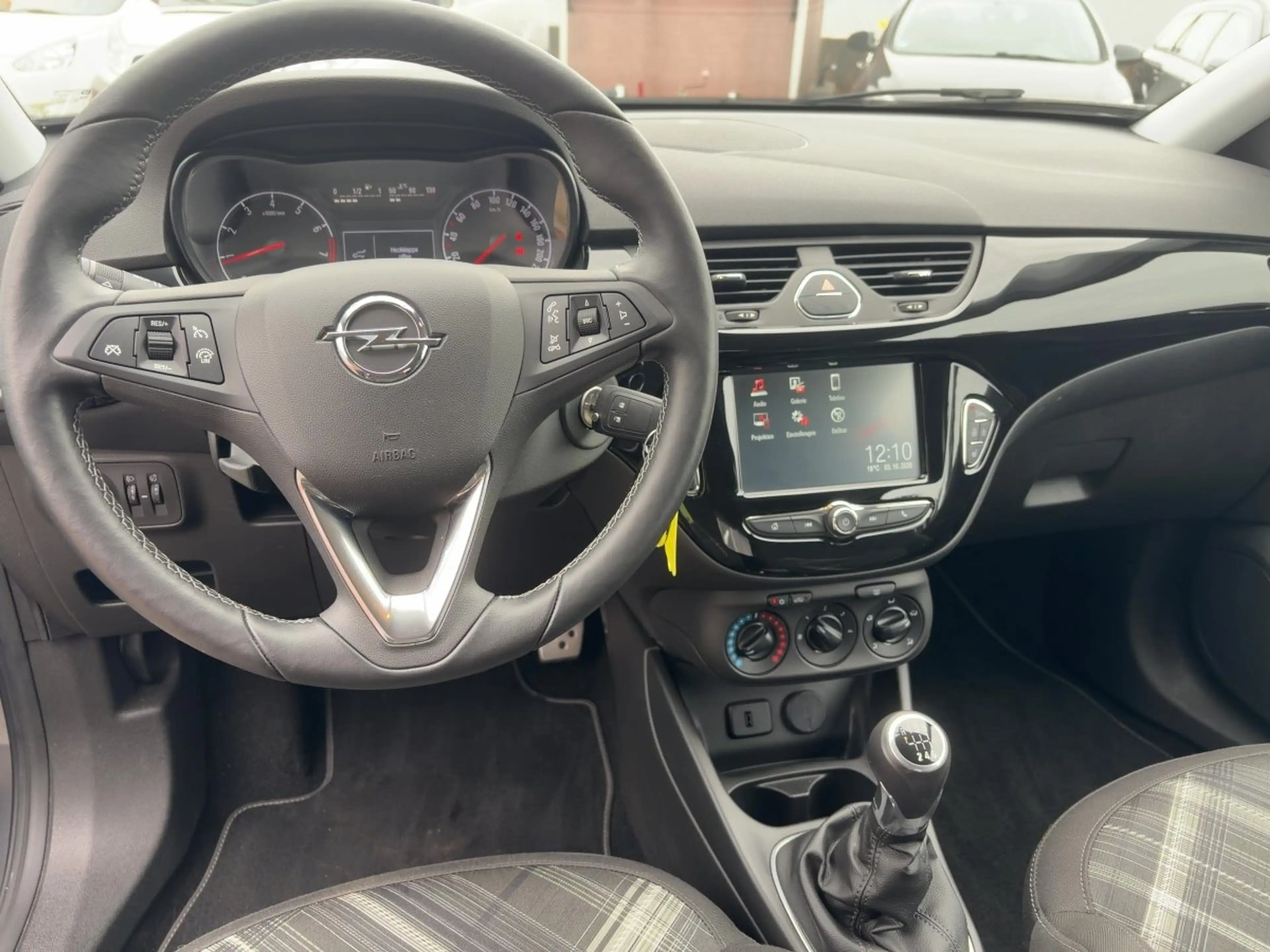 Opel Corsa E 1.4 Turbo ecoFlex Color Edition SHZ+Kam. — photo 11