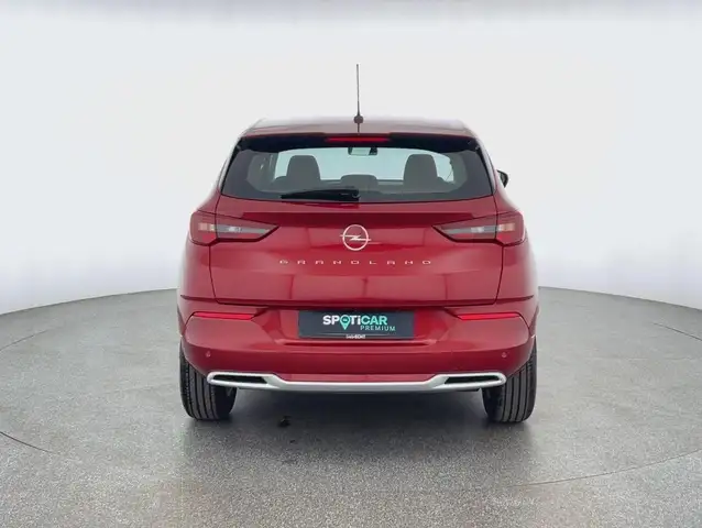 Opel Grandland view 4