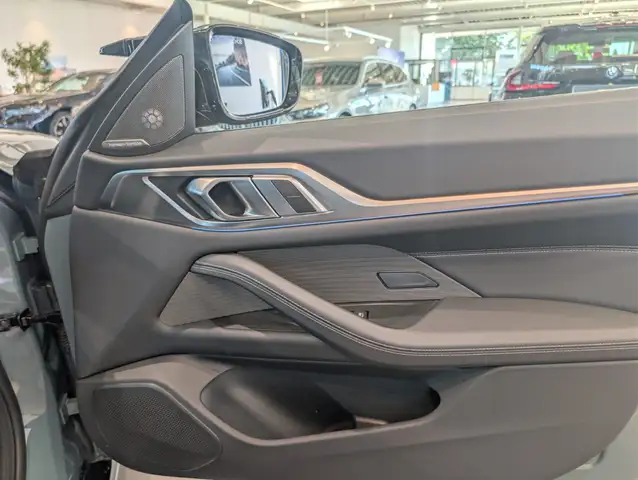 BMW I4 view 28