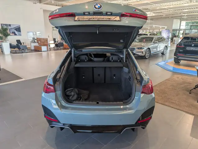 BMW I4 view 23