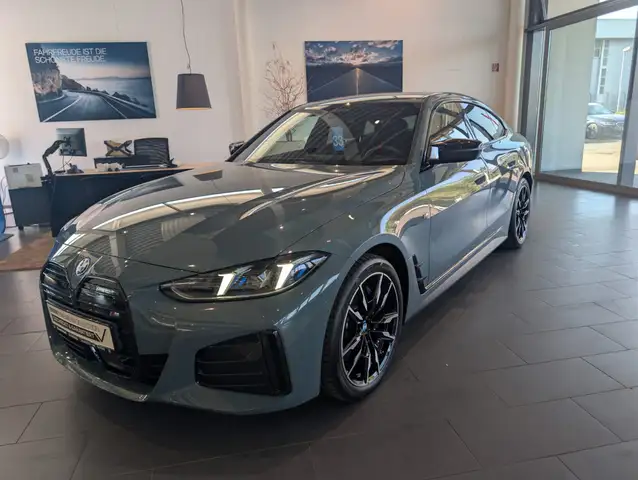 BMW I4 view 5