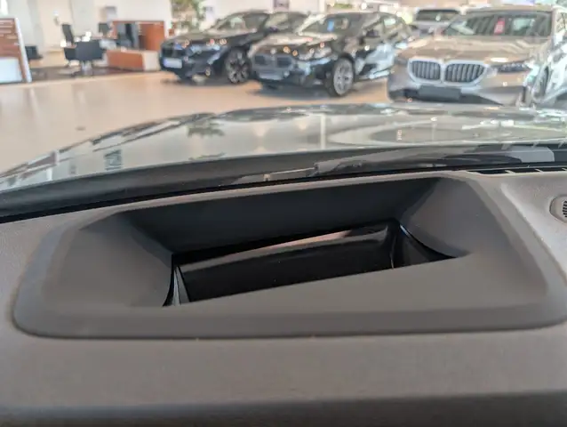 BMW I4 view 19