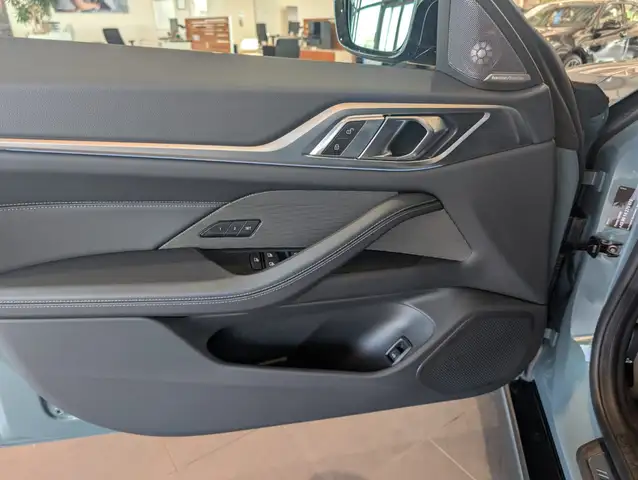 BMW I4 view 12