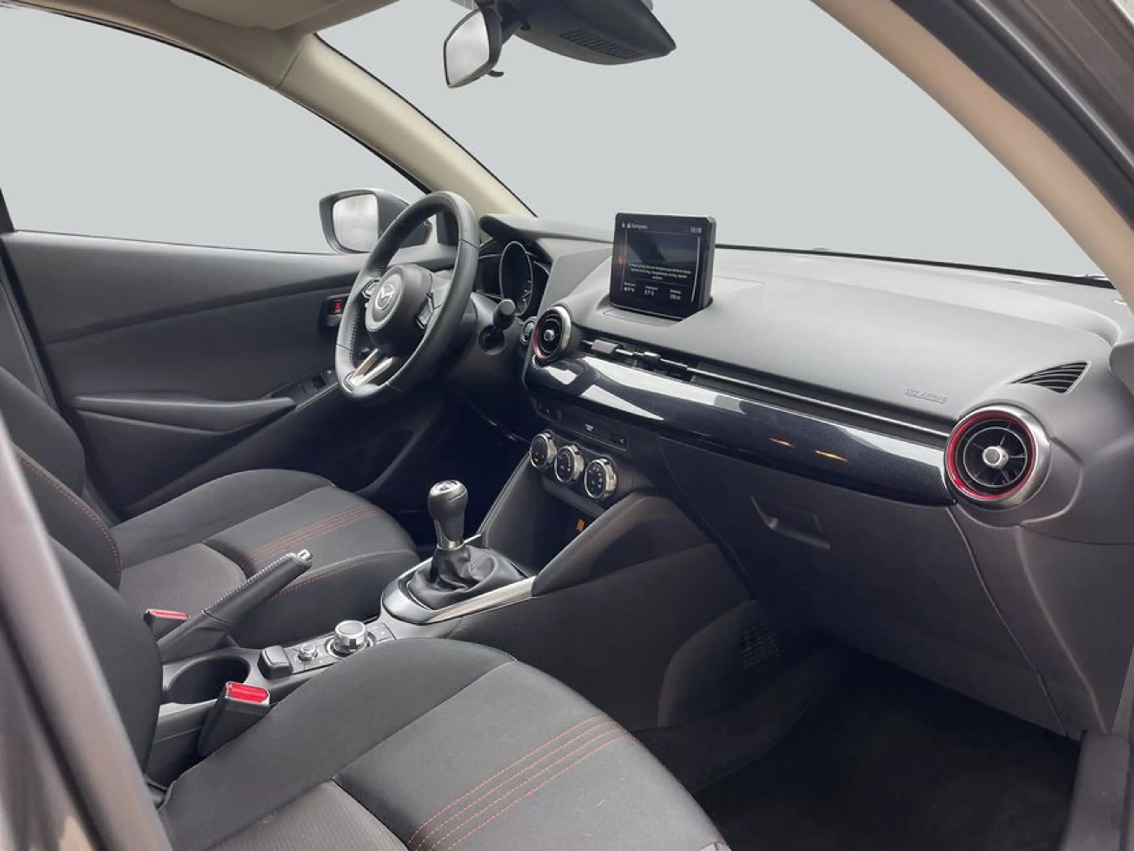 Mazda 2 e-SKYACTIV G 90 M HYBRID Homura — photo 15