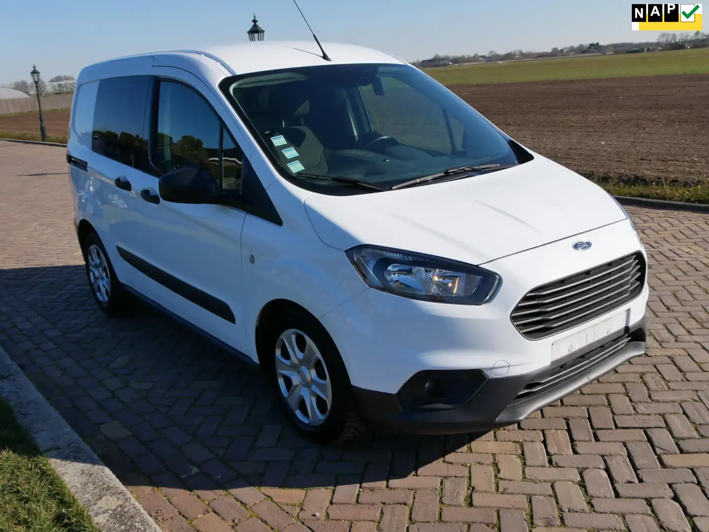 Ford Transit Courier 1.5 TDCI Limited Duratorq S&S AC NAV ** 2022 ** € White - 1