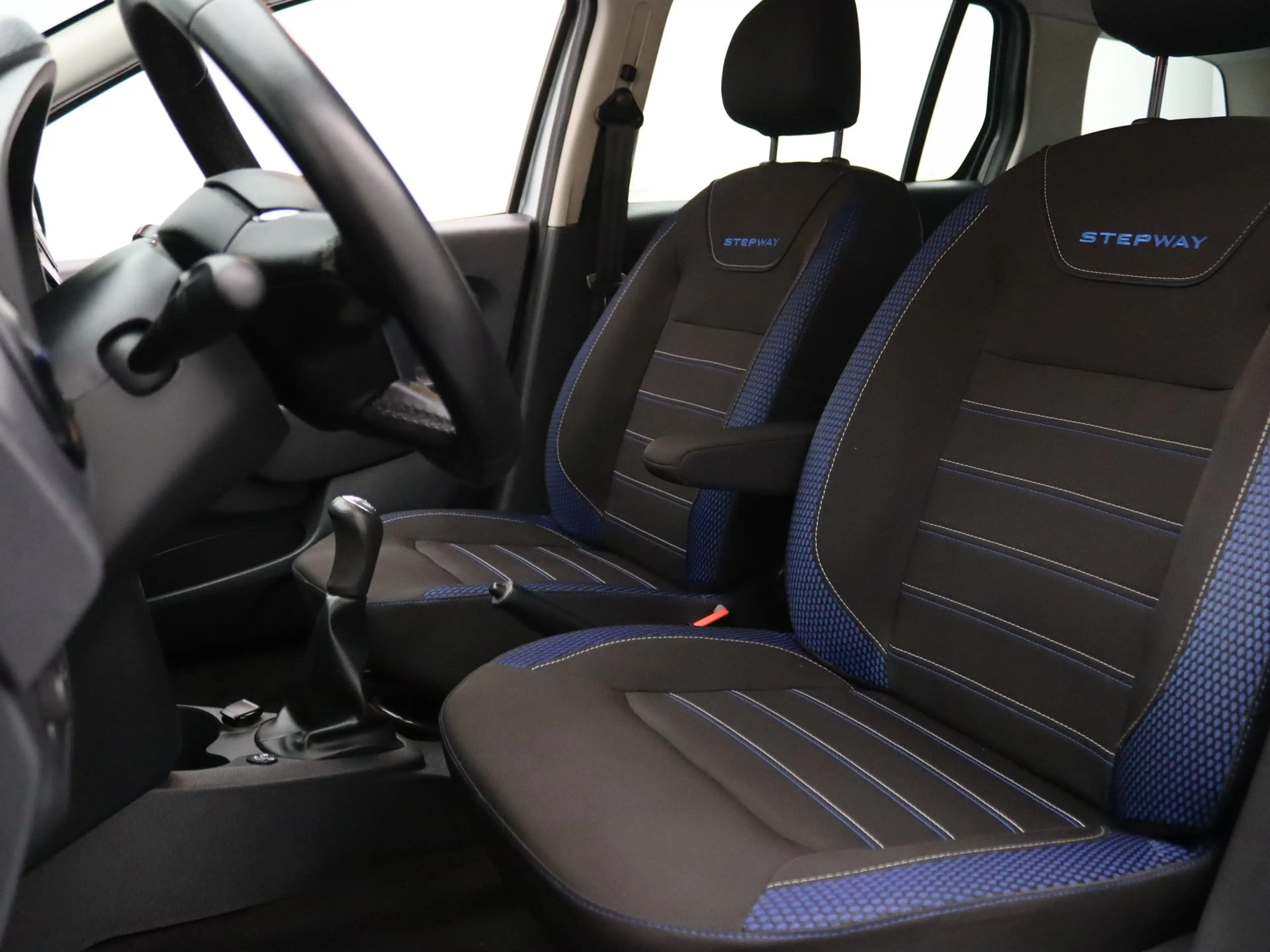 Dacia Logan MCV 100pk TCe Bi-Fuel Stepway Serie Limitee 15th A — photo 5